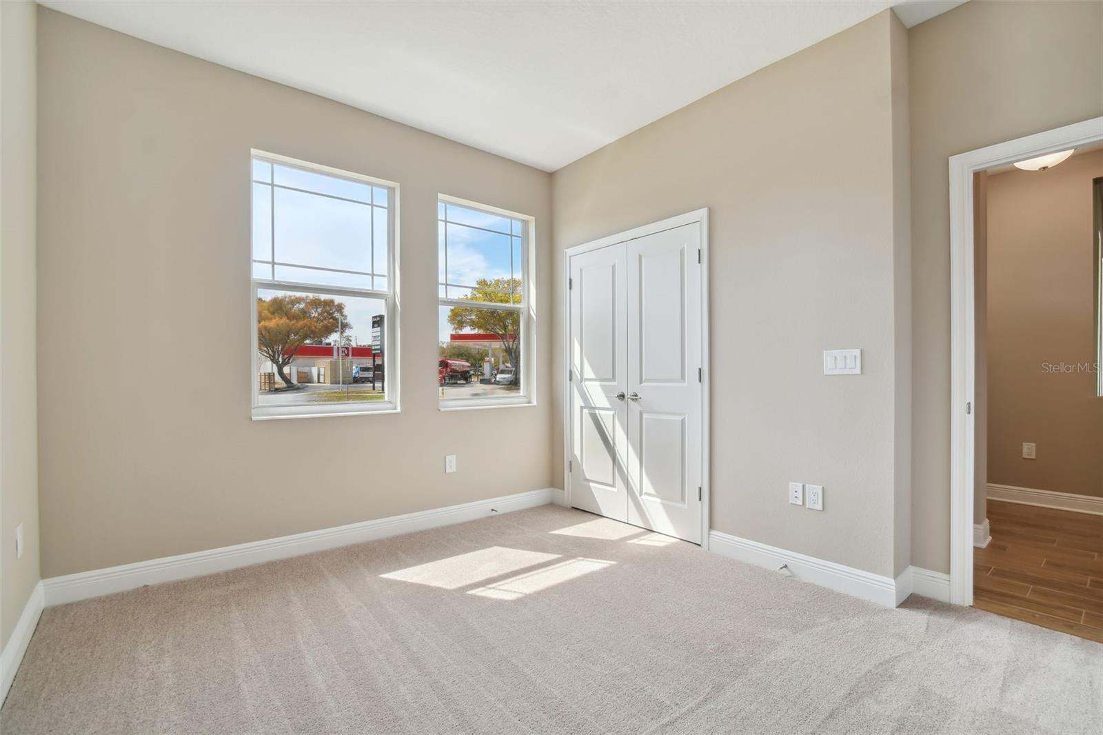 Image 25 of 33 For 5010 22nd Street N