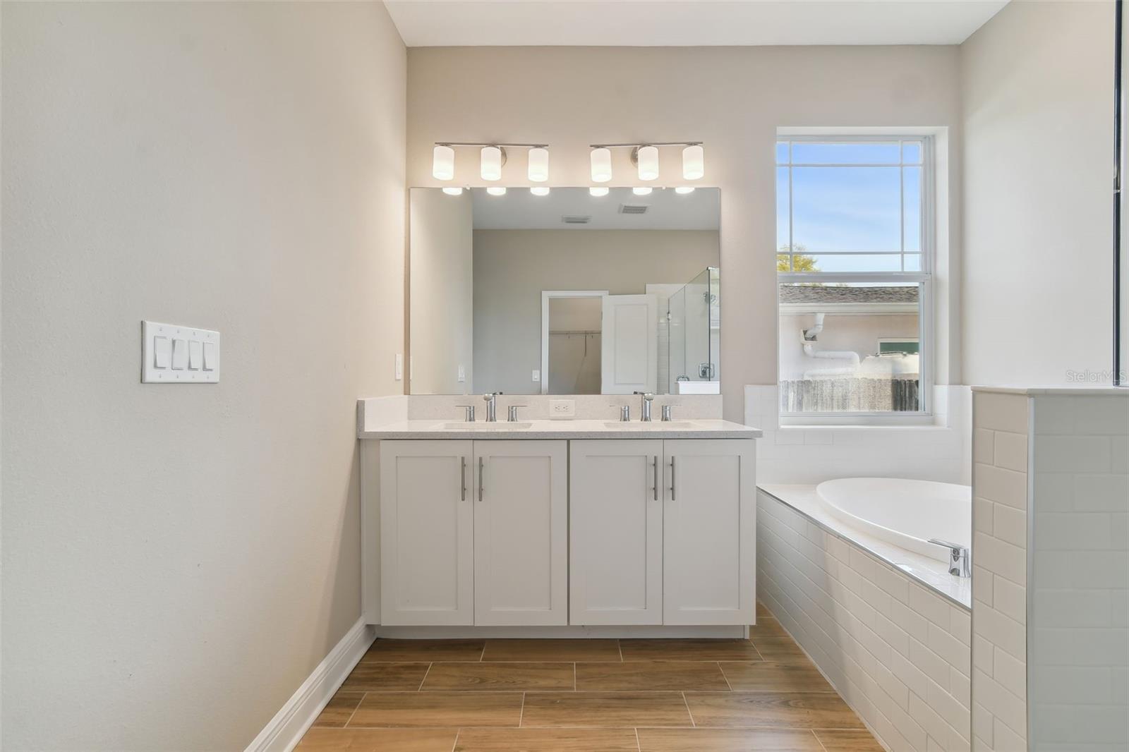 Image 32 of 33 For 5010 22nd Street N