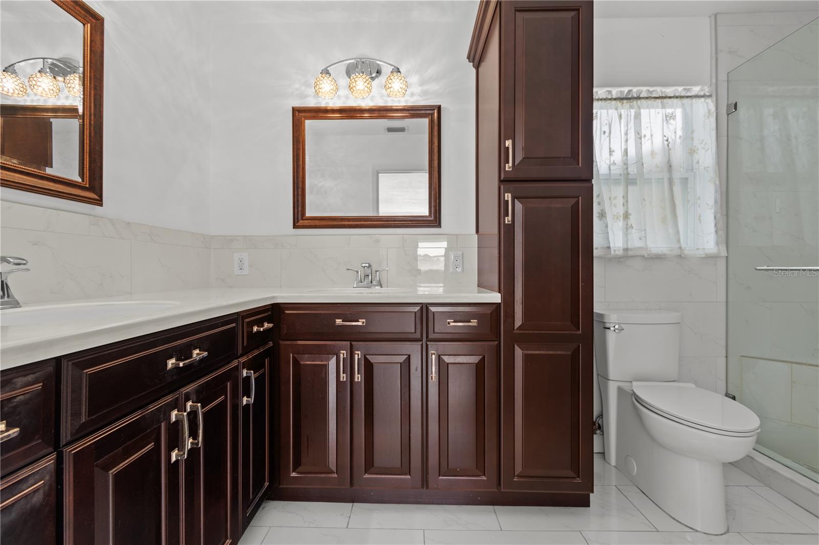 Image 33 of 57 For 13565 86th Avenue