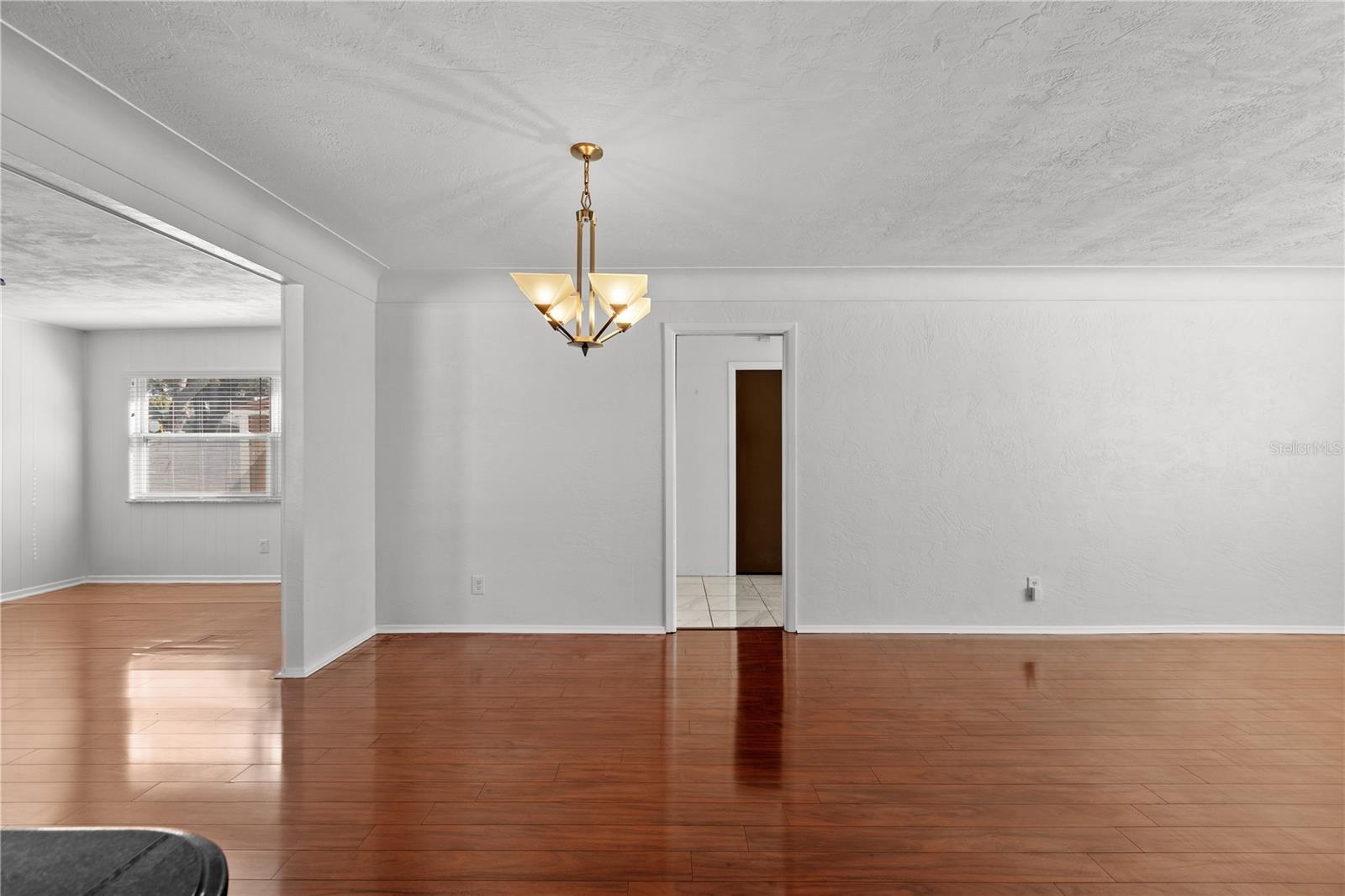 Image 46 of 57 For 13565 86th Avenue