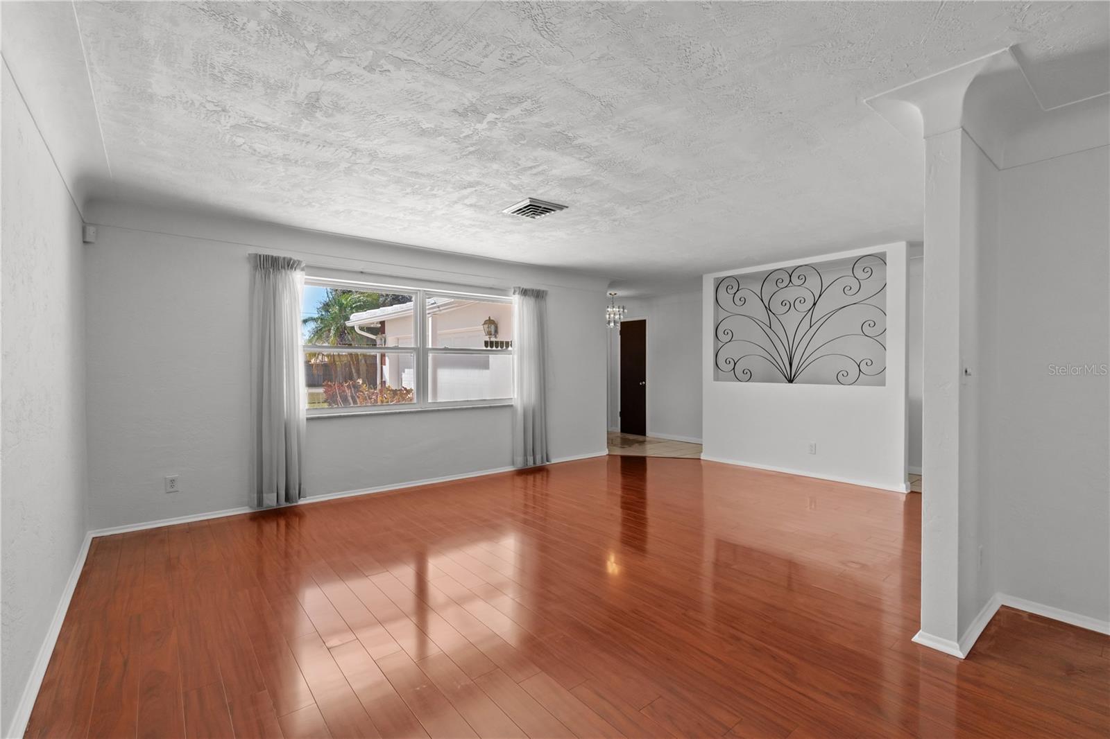 Image 53 of 57 For 13565 86th Avenue