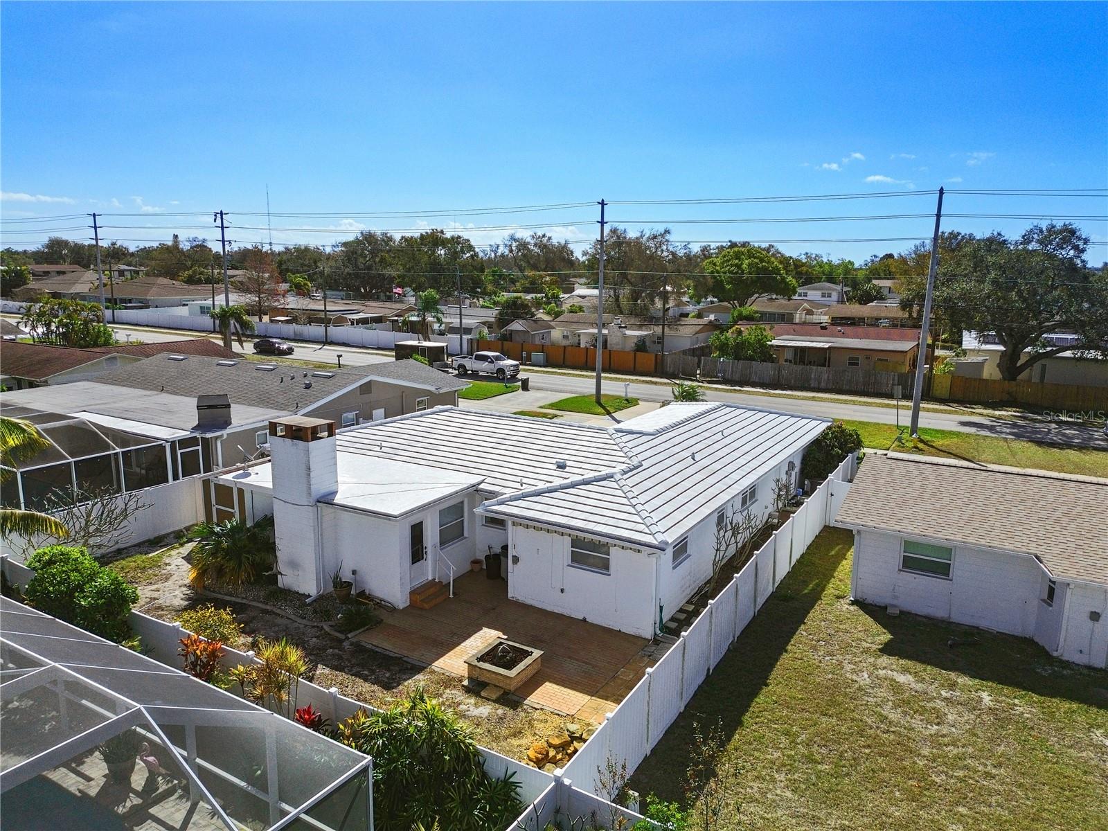 Image 7 of 57 For 13565 86th Avenue