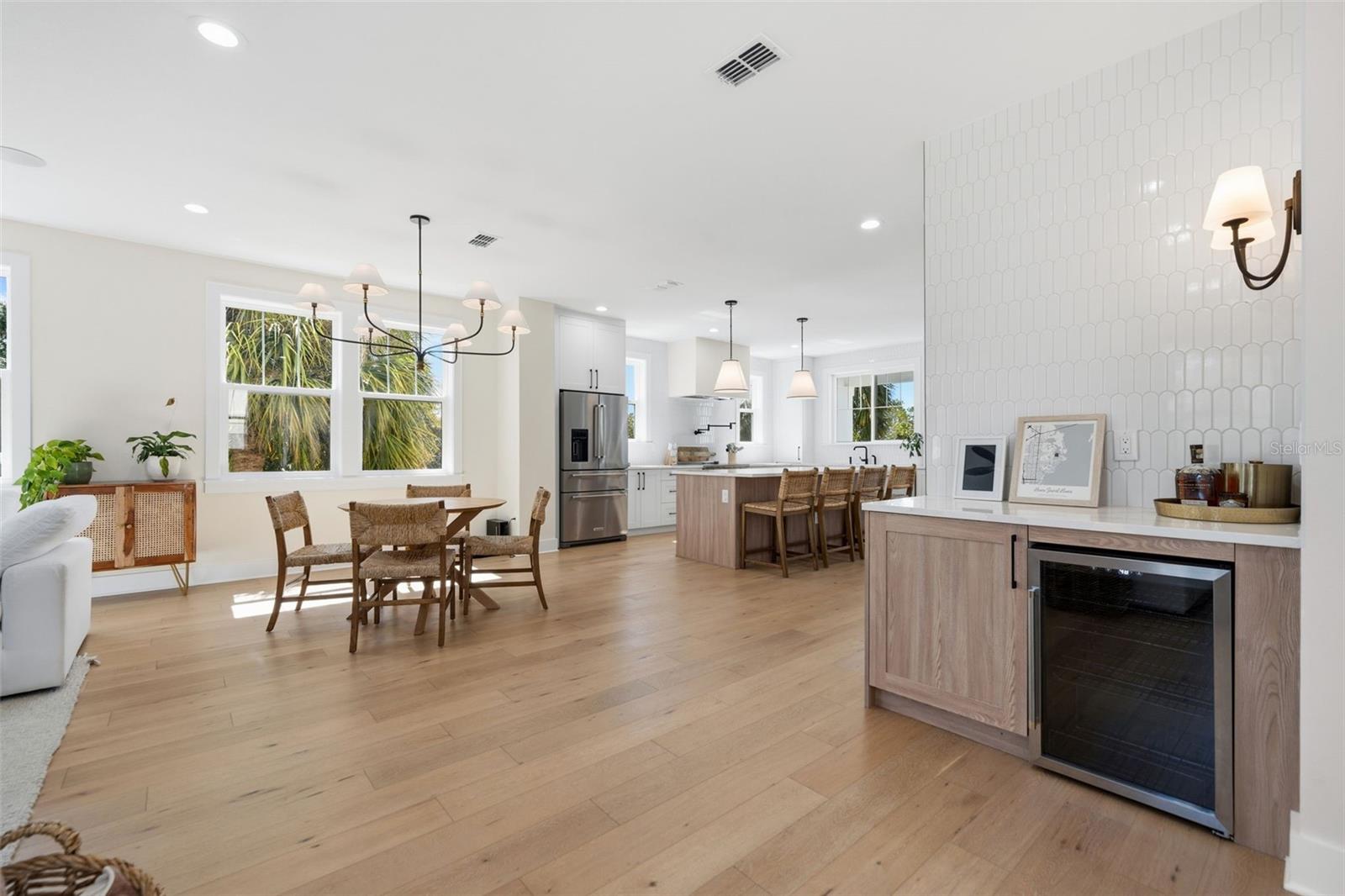 Listing photo id 19 for 1811 Bayou Grande Boulevard Ne