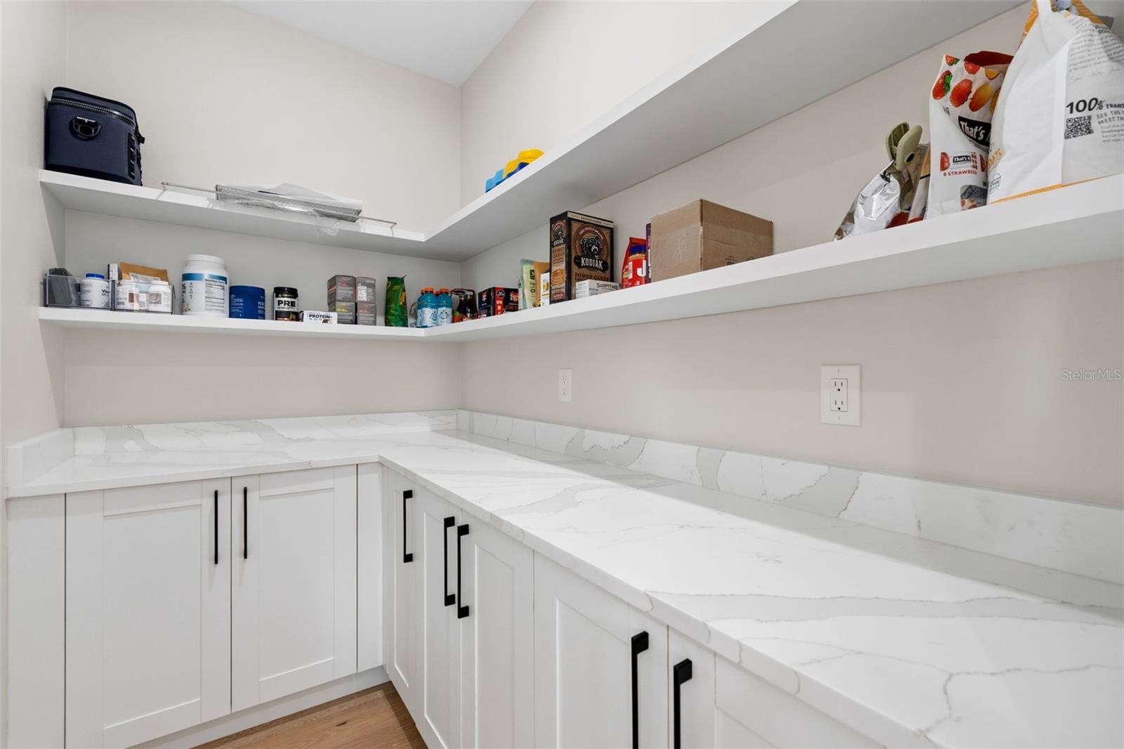 Listing photo id 29 for 1811 Bayou Grande Boulevard Ne