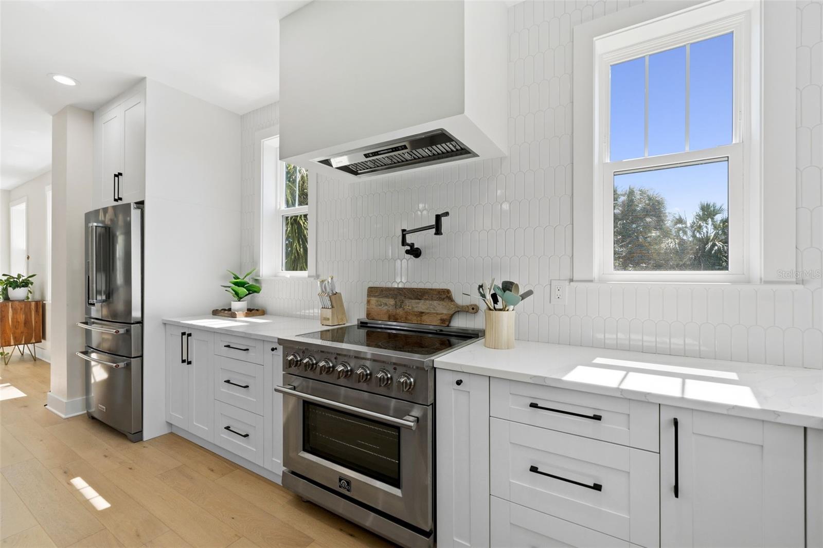 Listing photo id 37 for 1811 Bayou Grande Boulevard Ne