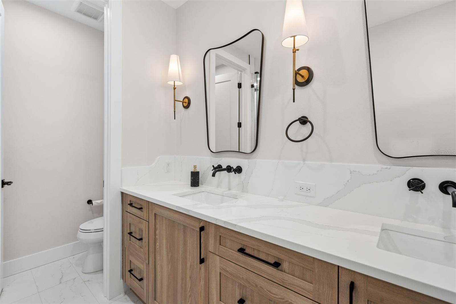 Listing photo id 60 for 1811 Bayou Grande Boulevard Ne