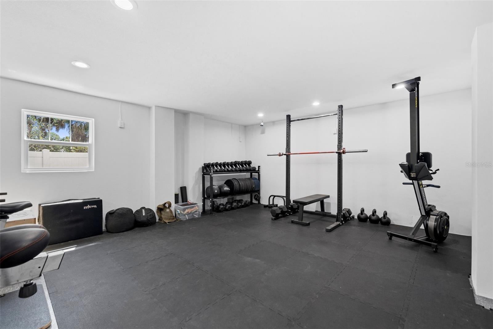 Listing photo id 80 for 1811 Bayou Grande Boulevard Ne