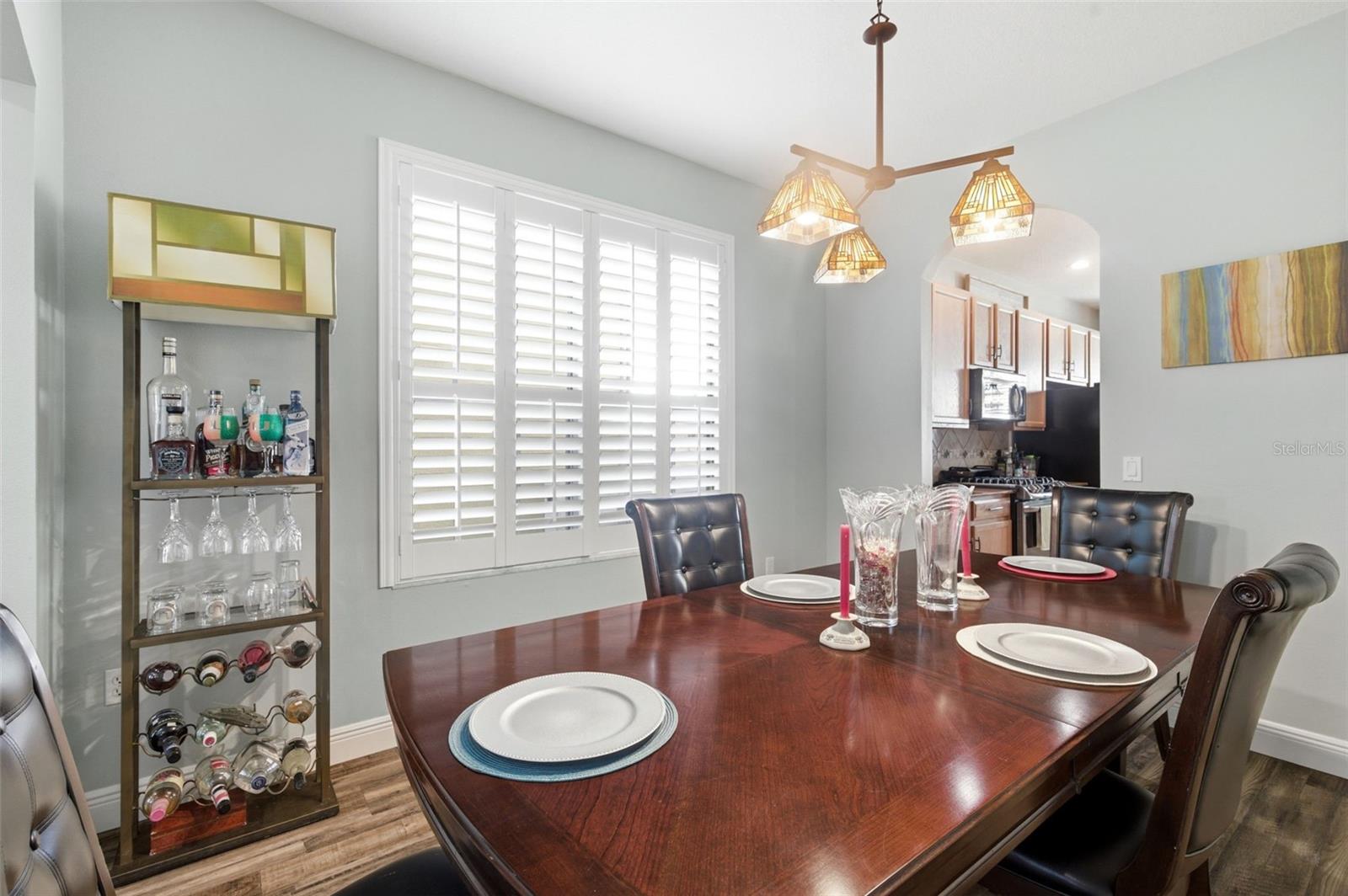 Listing photo id 8 for 8131 Lucidul Court