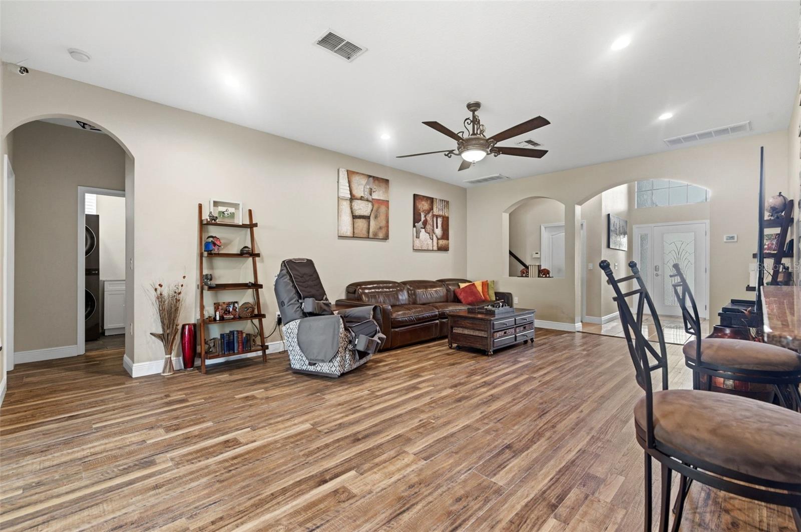 Listing photo id 23 for 8131 Lucidul Court