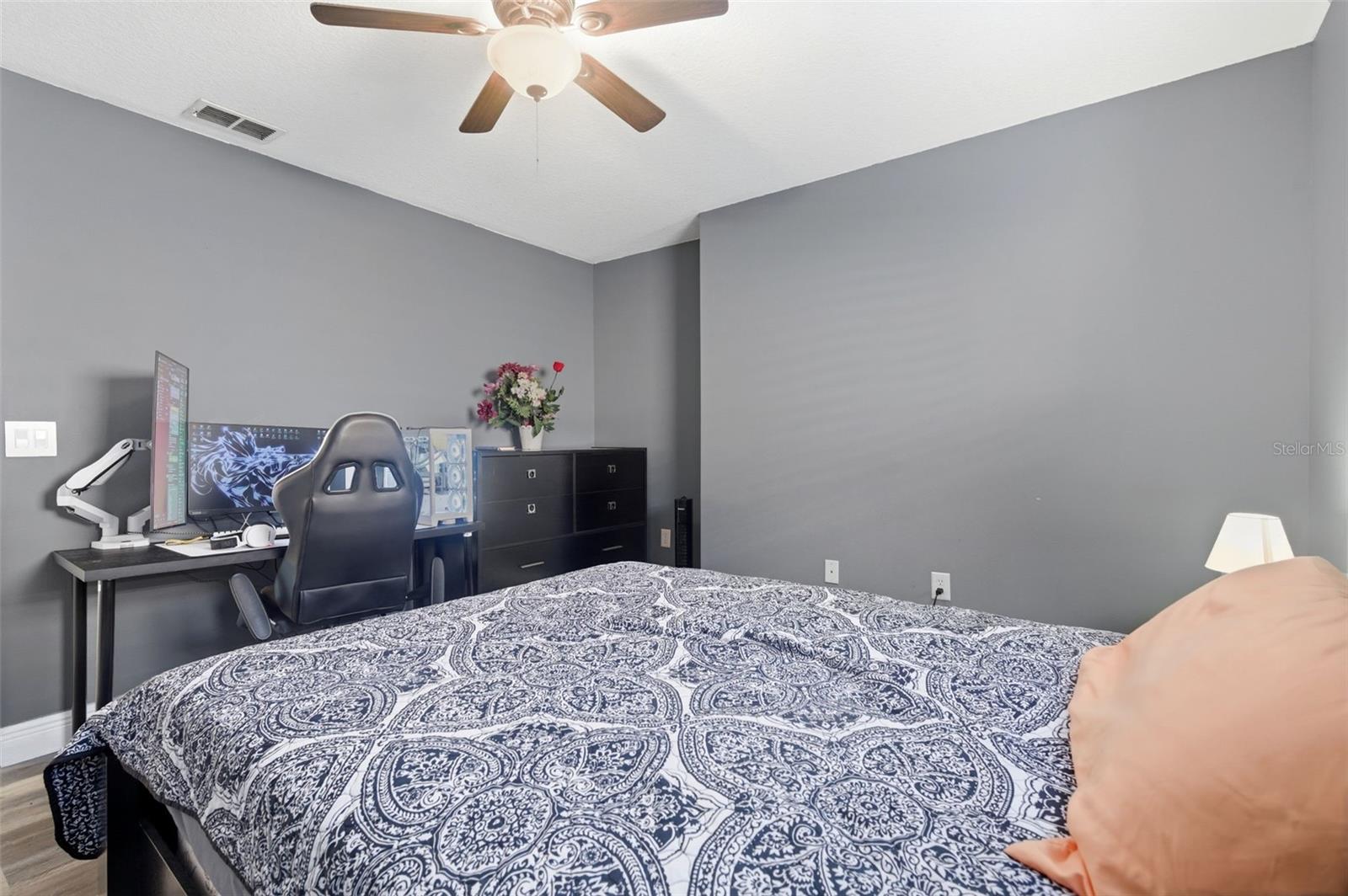 Listing photo id 49 for 8131 Lucidul Court