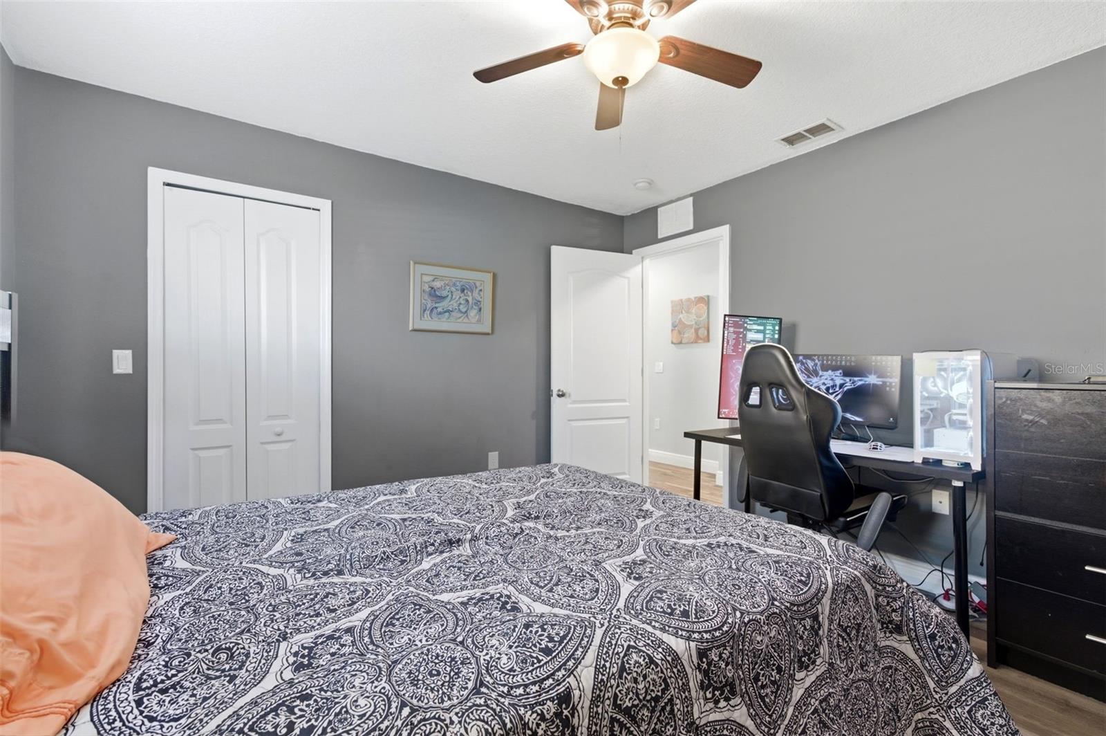 Listing photo id 50 for 8131 Lucidul Court