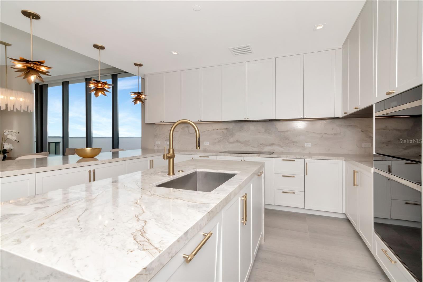 Image 10 of 58 For 2912 Santiago Street 804