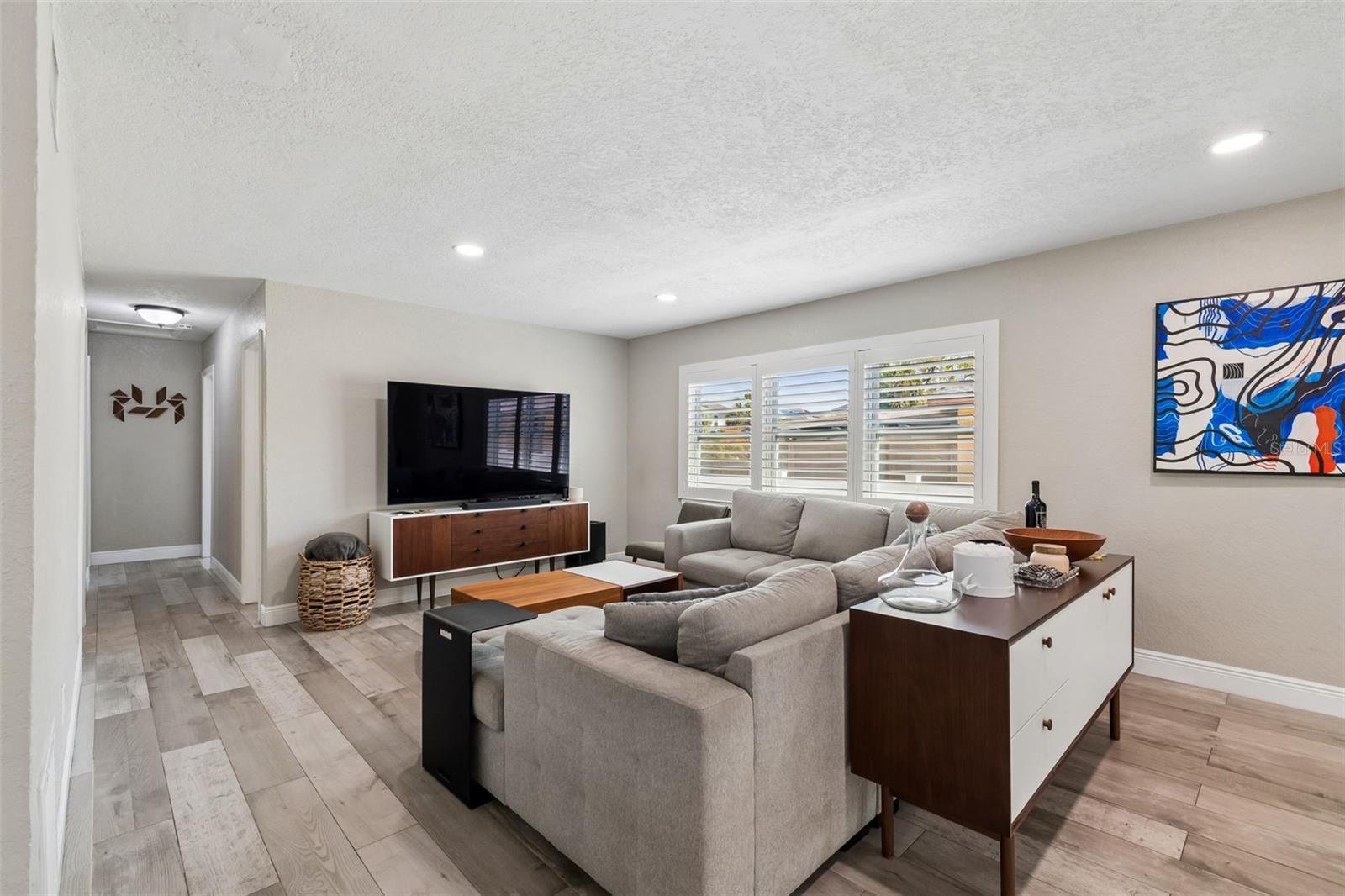 Image 15 of 38 For 4611 Paxton Avenue