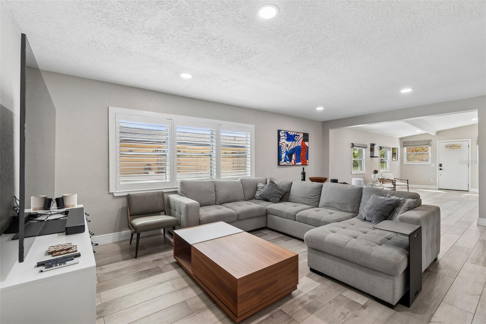 Image 17 of 38 For 4611 Paxton Avenue