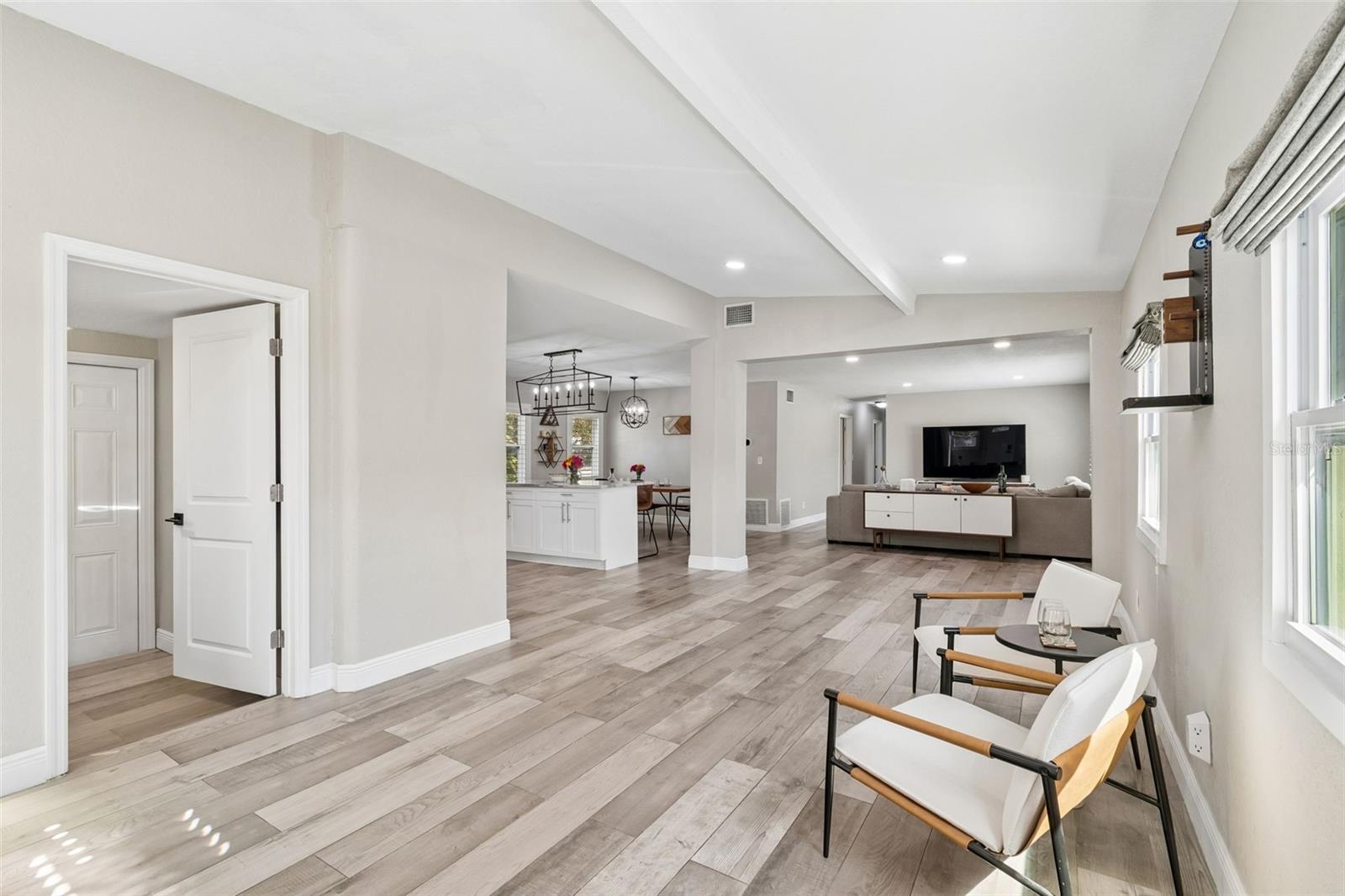 Image 5 of 38 For 4611 Paxton Avenue