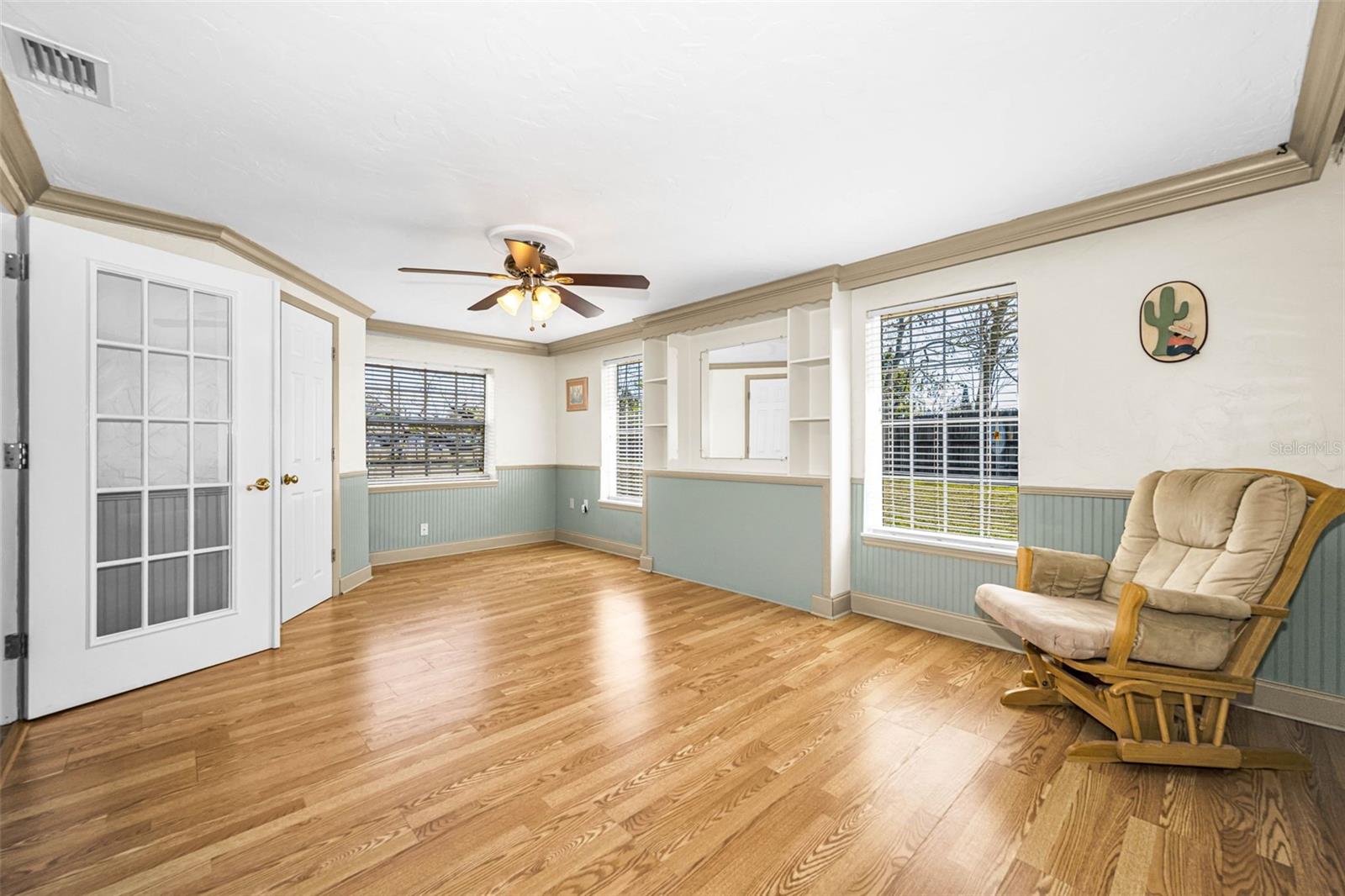 Image 22 of 41 For 4437 Terry Loop