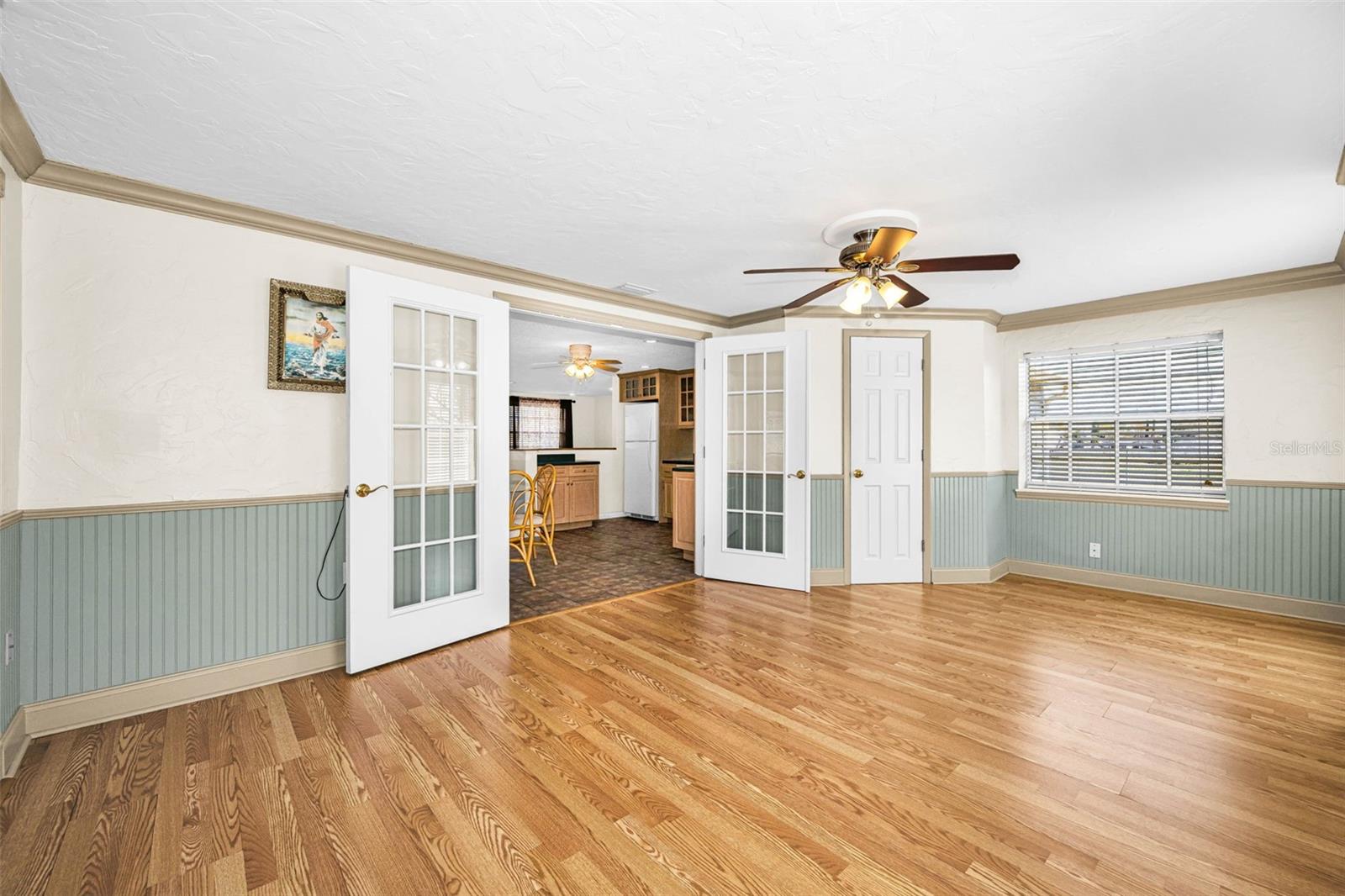 Image 25 of 41 For 4437 Terry Loop