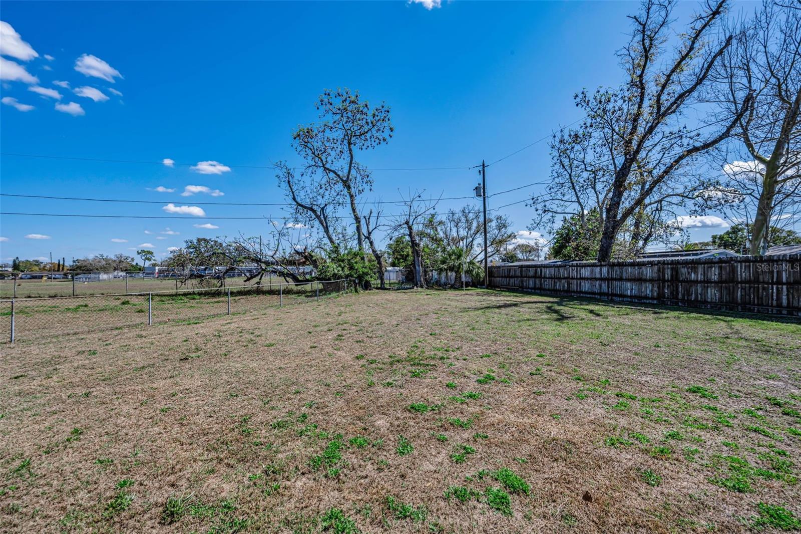 Image 40 of 41 For 4437 Terry Loop