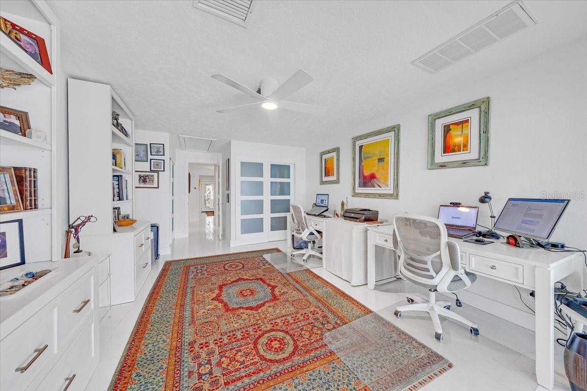 Image 20 of 32 For 685 Boca Ciega Point Boulevard S