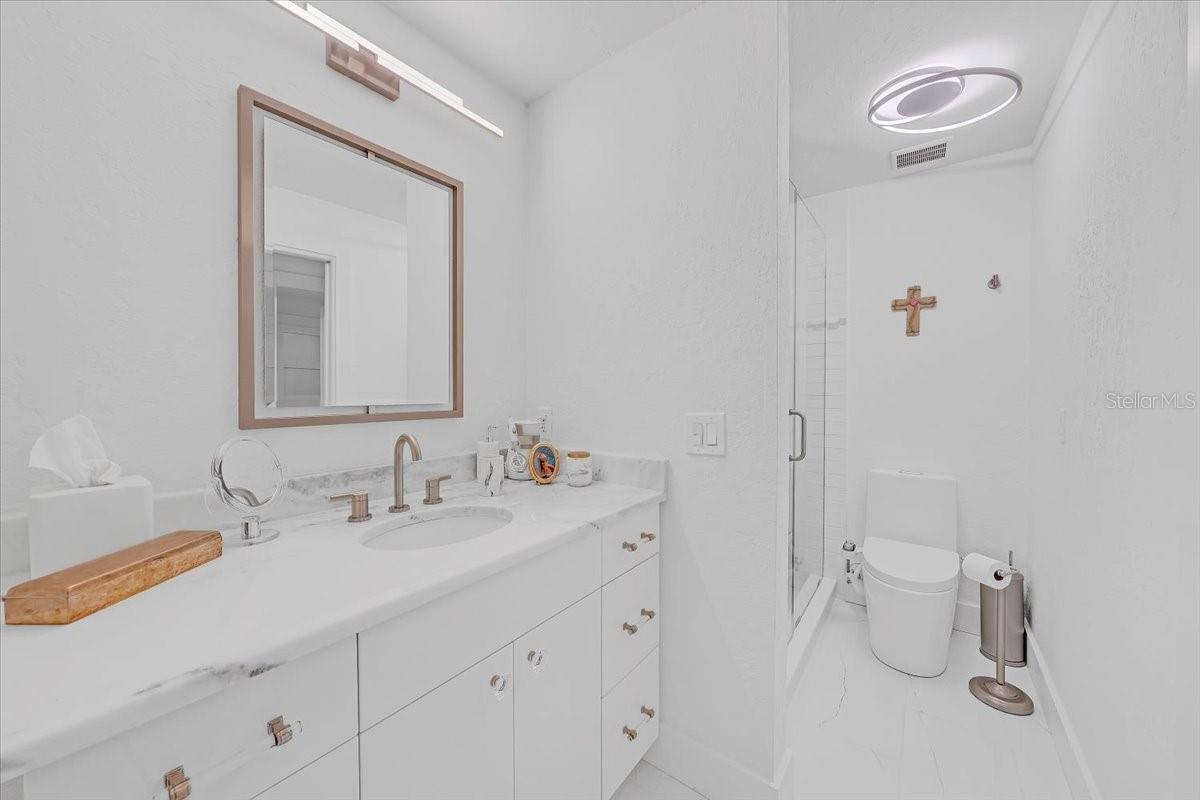 Image 21 of 32 For 685 Boca Ciega Point Boulevard S