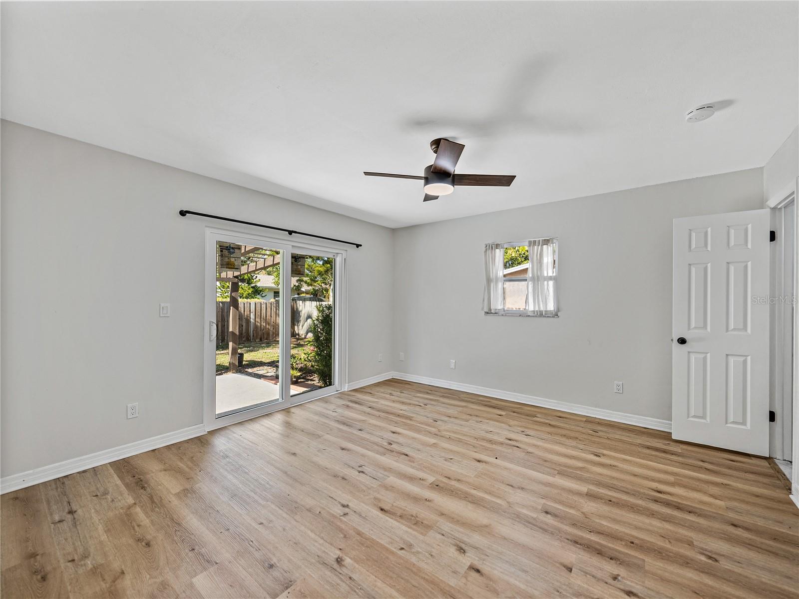 Image 15 of 32 For 6000 19th Street Ne