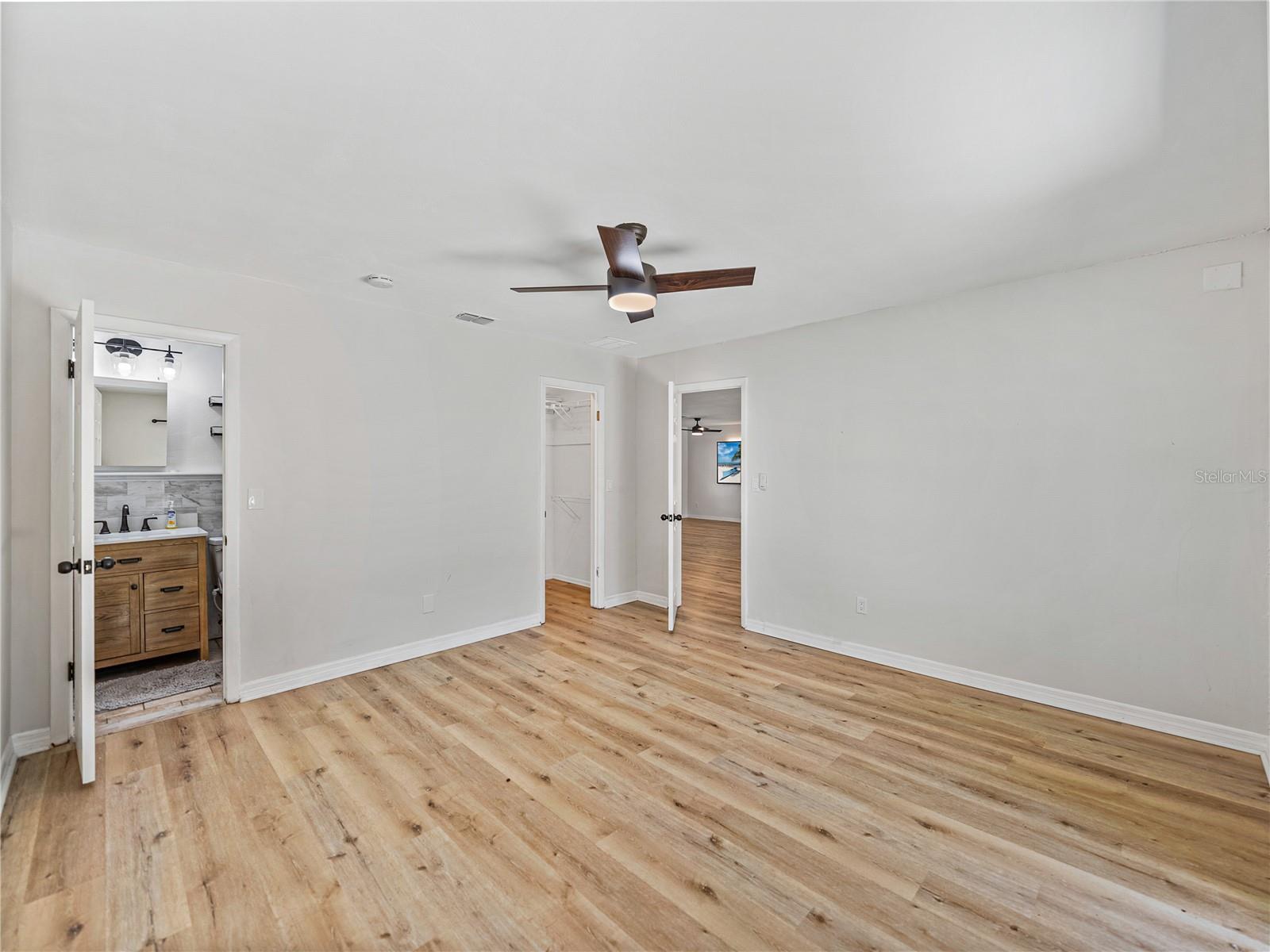 Image 17 of 32 For 6000 19th Street Ne