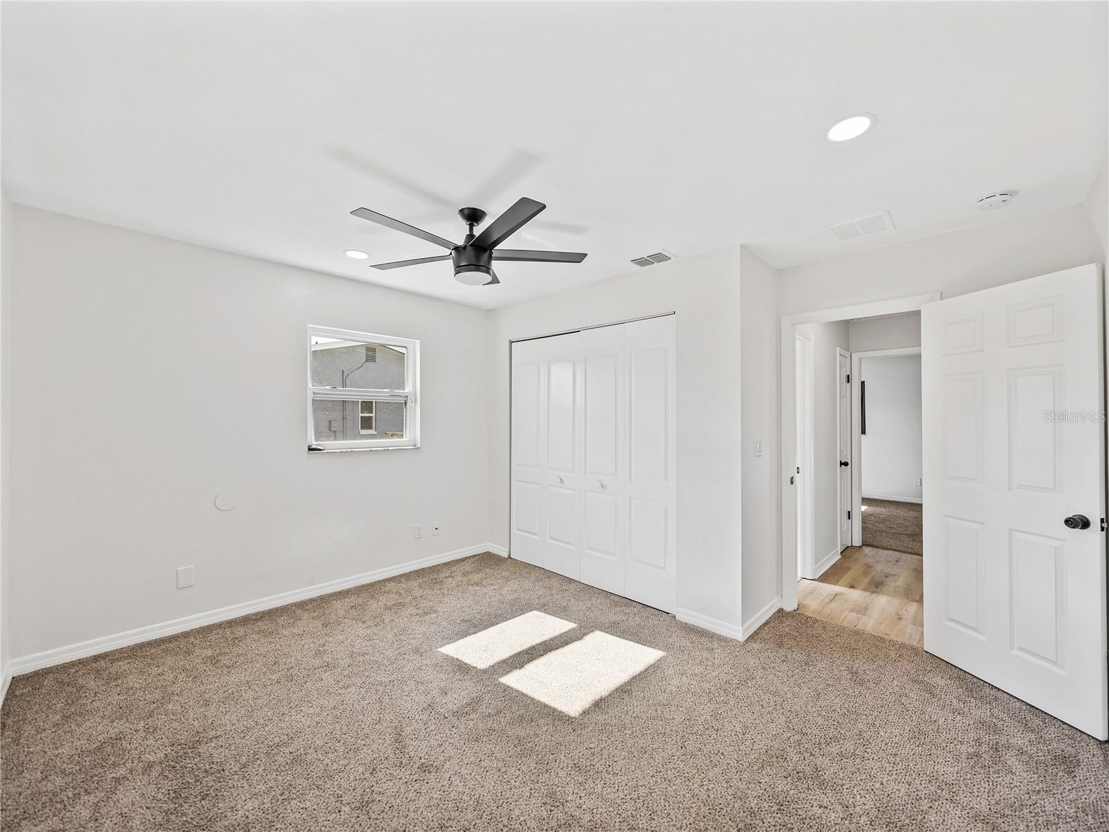 Image 20 of 32 For 6000 19th Street Ne