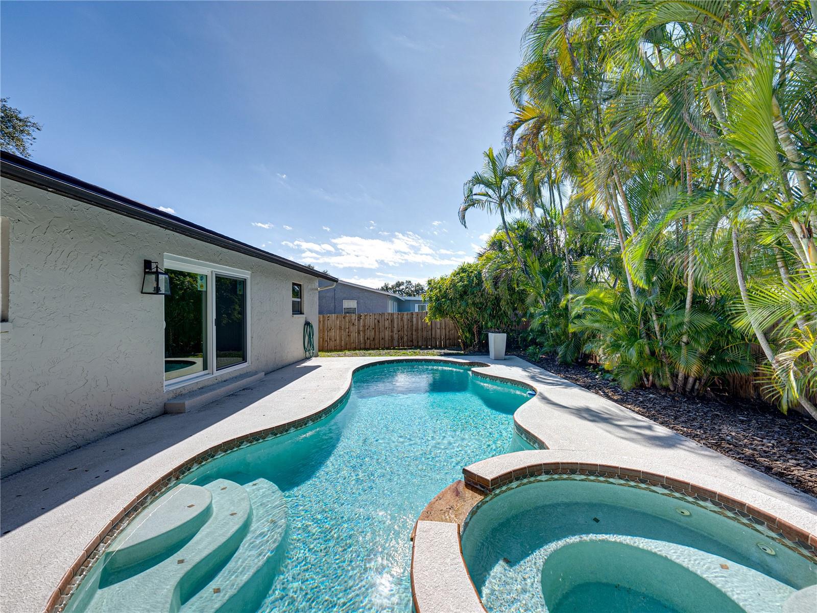 Image 25 of 32 For 6000 19th Street Ne