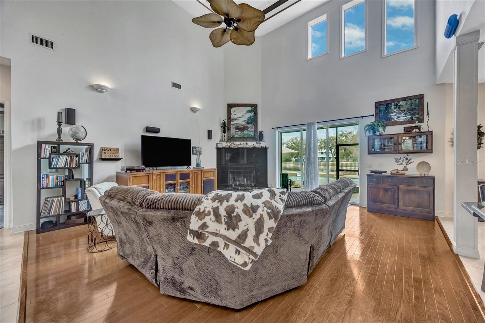 Listing photo id 9 for 1710 Newberger Road