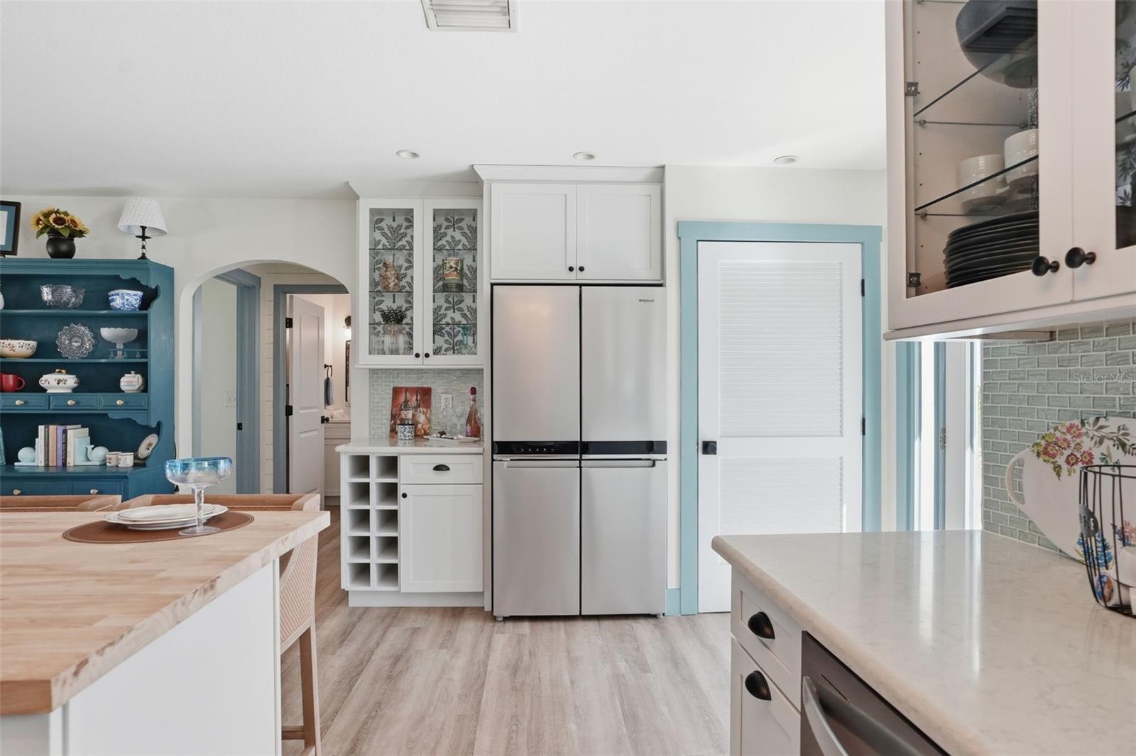 Image 21 of 74 For 759 Lantana Avenue