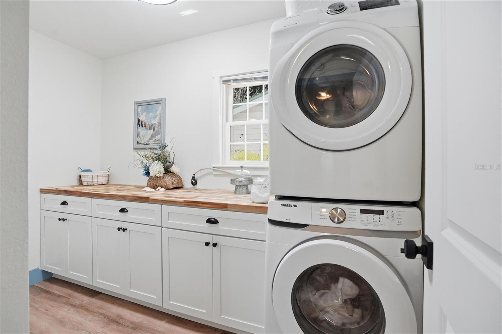 Image 39 of 74 For 759 Lantana Avenue