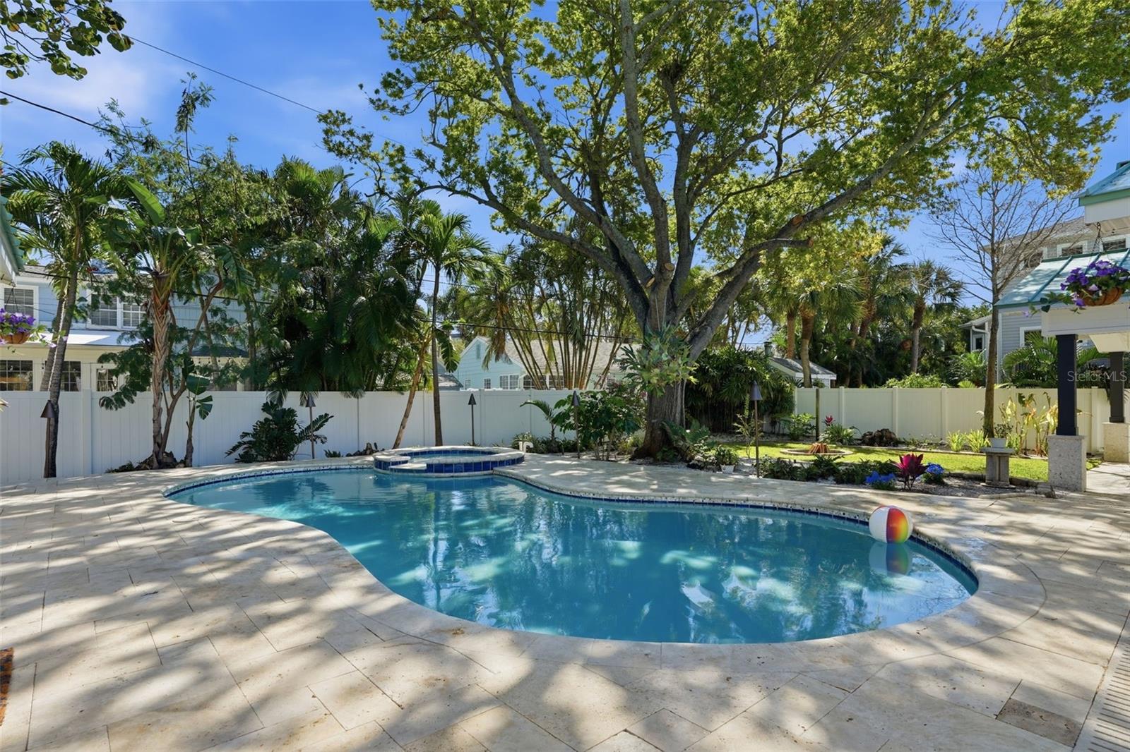 Image 44 of 74 For 759 Lantana Avenue