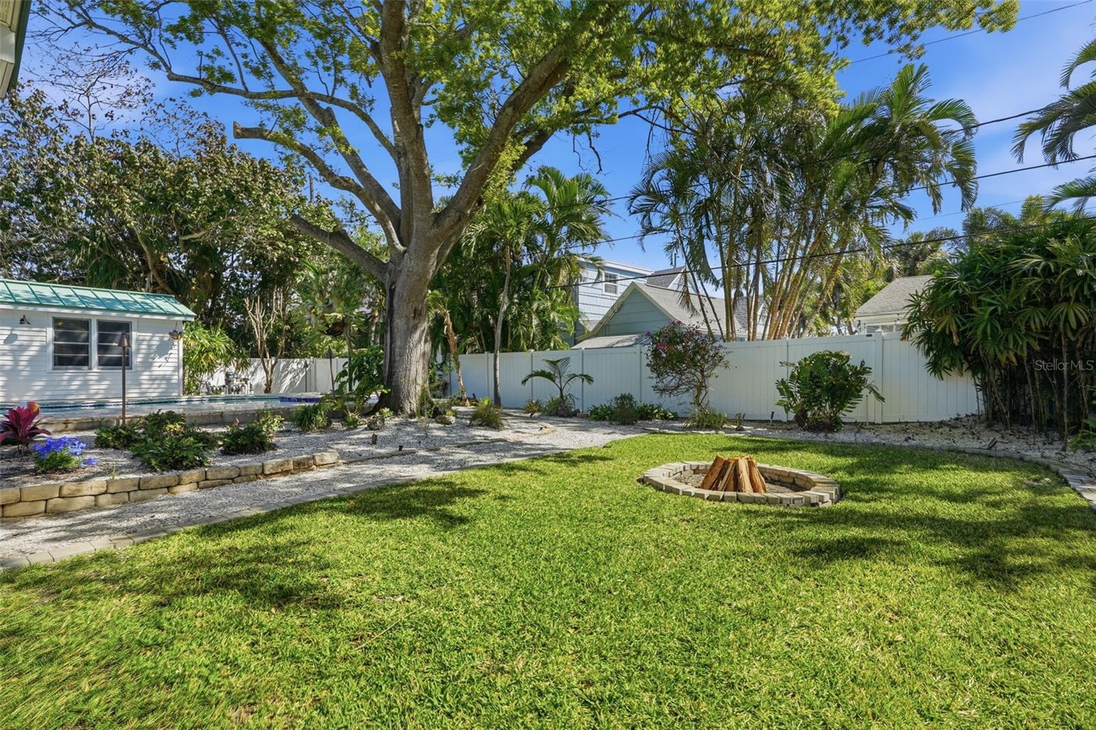 Image 48 of 74 For 759 Lantana Avenue