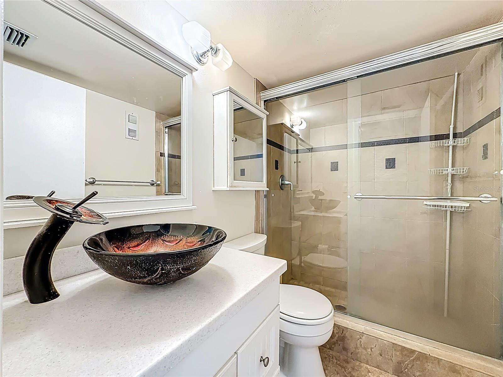 Image 23 of 46 For 7401 Bay Island Drive S 232