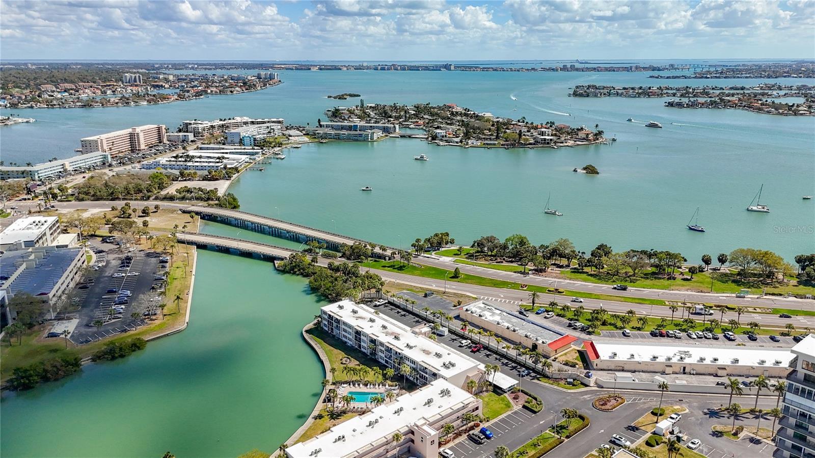 Image 39 of 46 For 7401 Bay Island Drive S 232