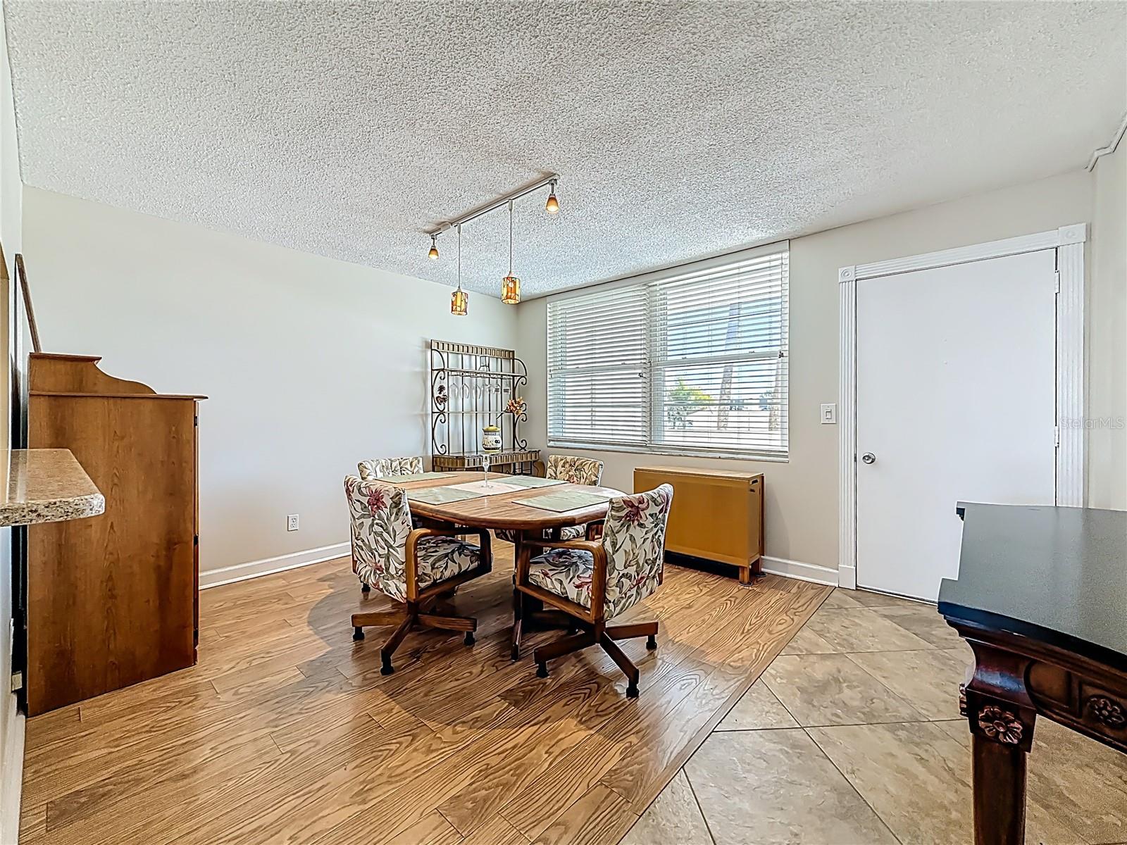 Image 6 of 46 For 7401 Bay Island Drive S 232