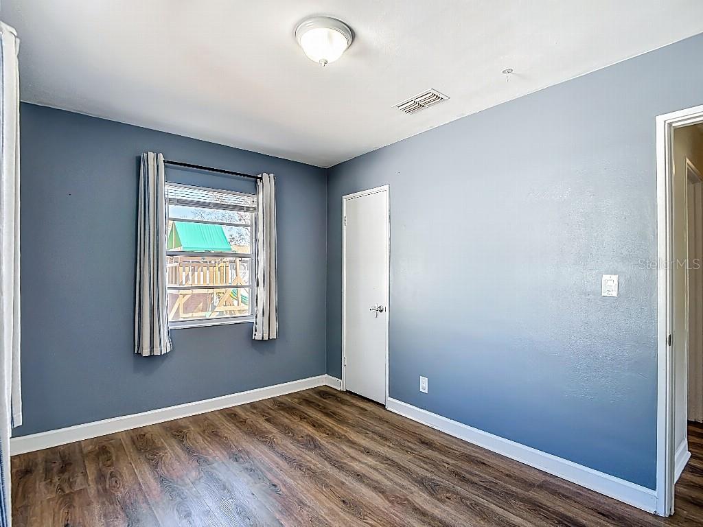 Image 21 of 33 For 3907 Rogers Avenue