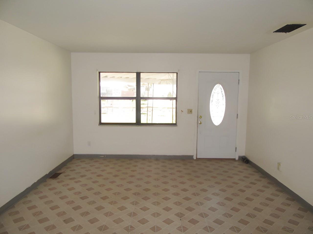 Image 10 of 32 For 10405 22nd Street