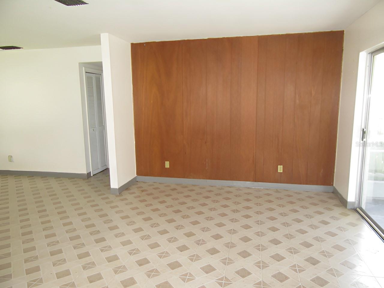 Image 12 of 32 For 10405 22nd Street