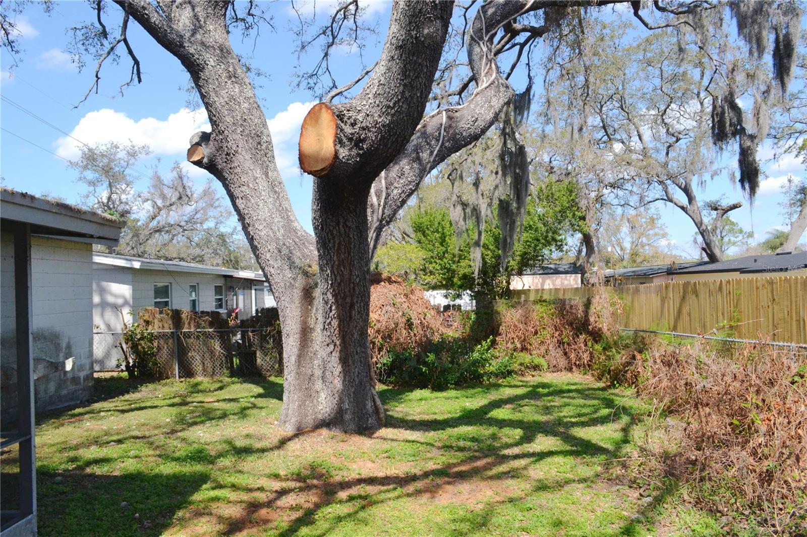 Image 6 of 32 For 10405 22nd Street