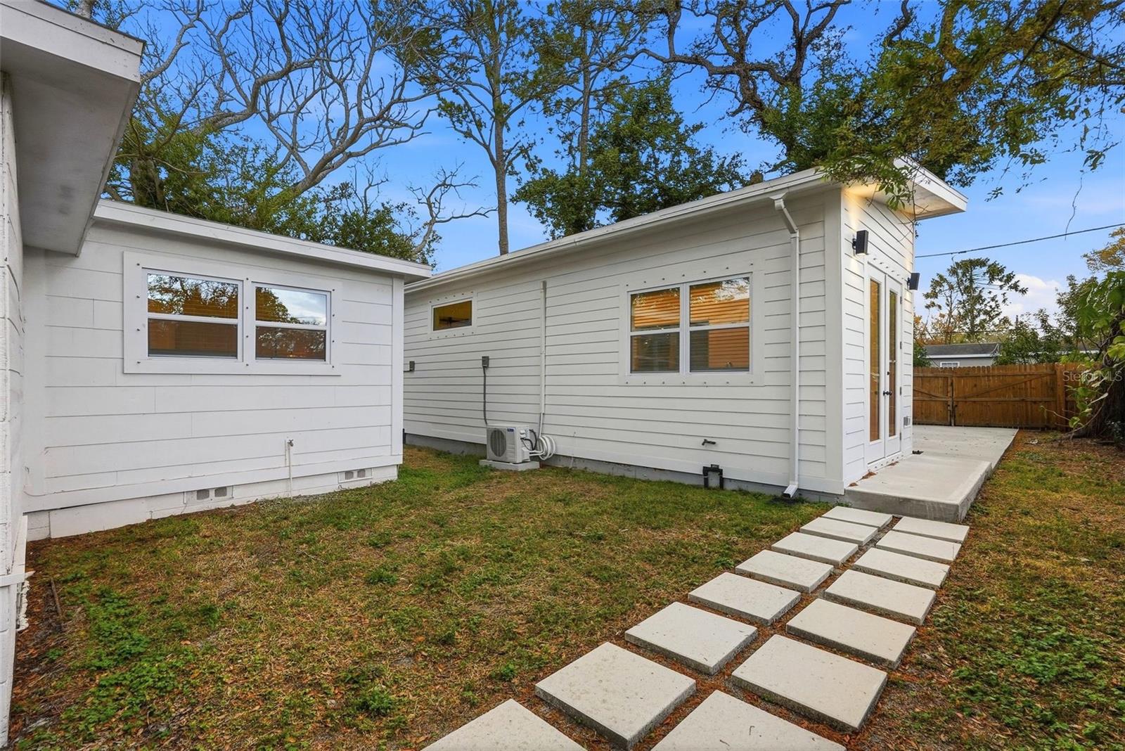 Image 37 of 49 For 4631 Queensboro Avenue S