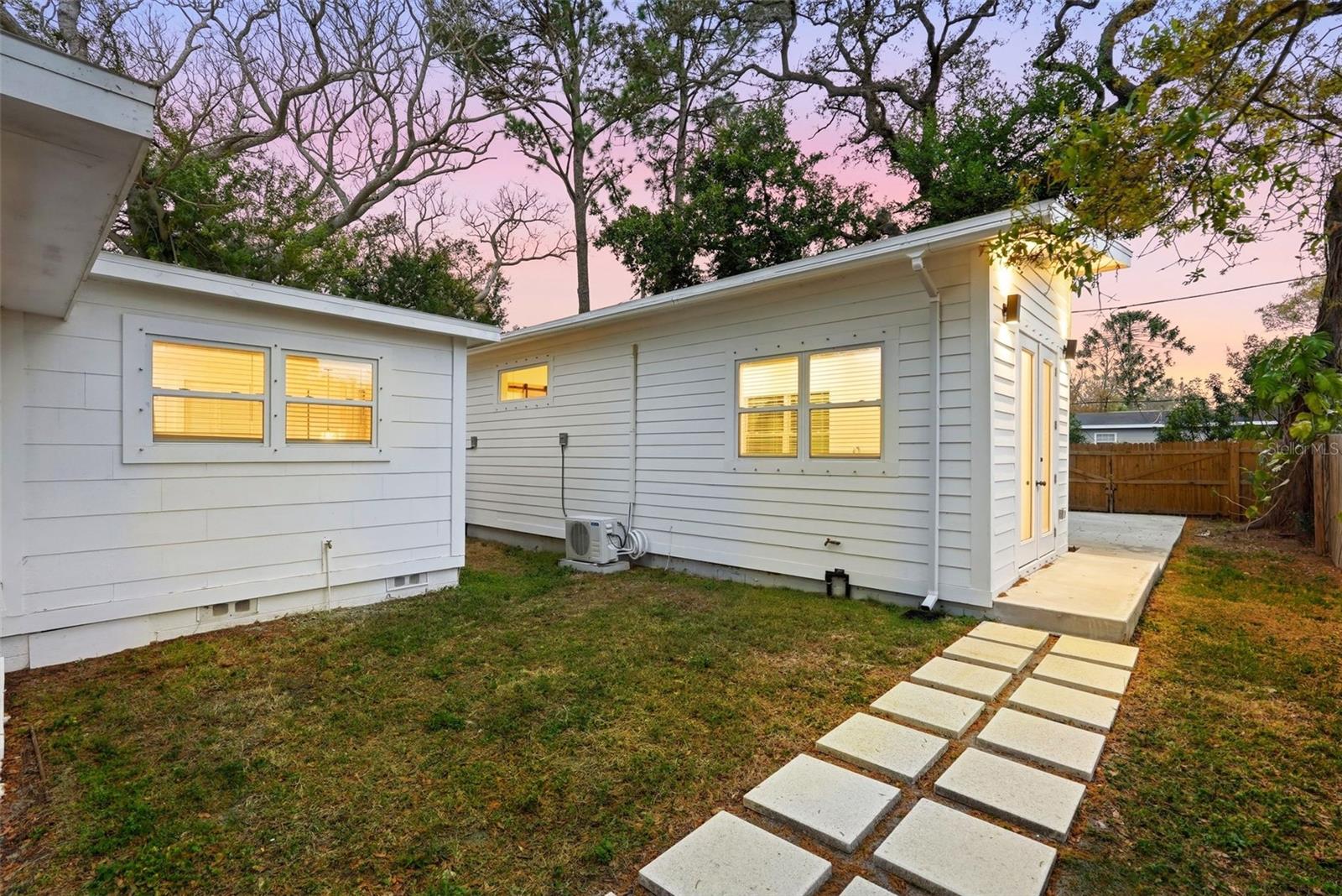 Image 40 of 49 For 4631 Queensboro Avenue S