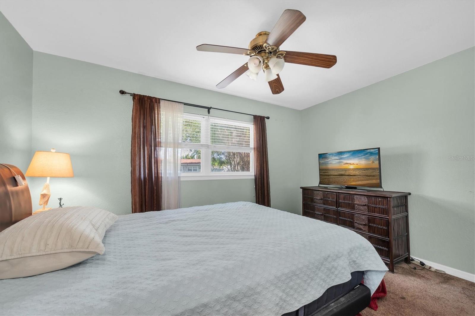 Image 13 of 30 For 1700 74th Avenue N