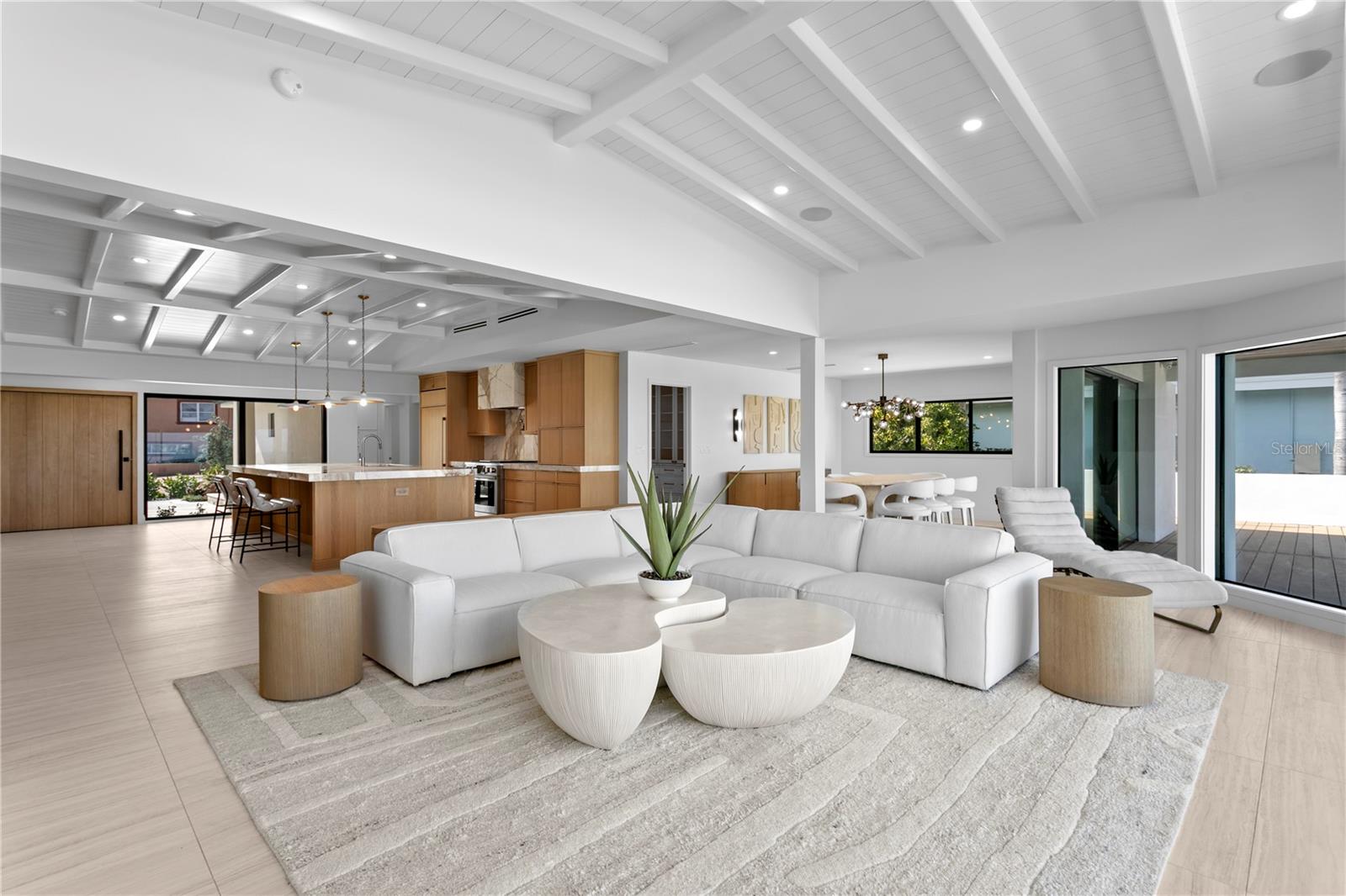 Image 18 of 54 For 2580 Bay Isle Drive Se