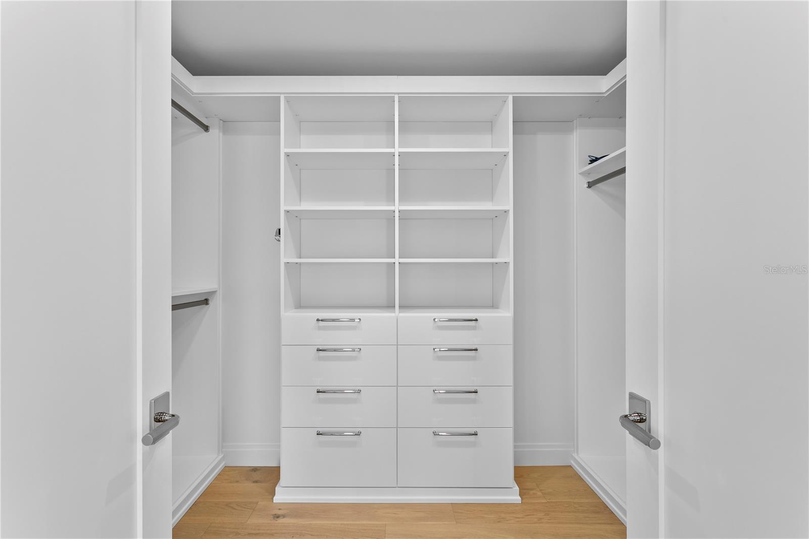 Image 35 of 54 For 2580 Bay Isle Drive Se