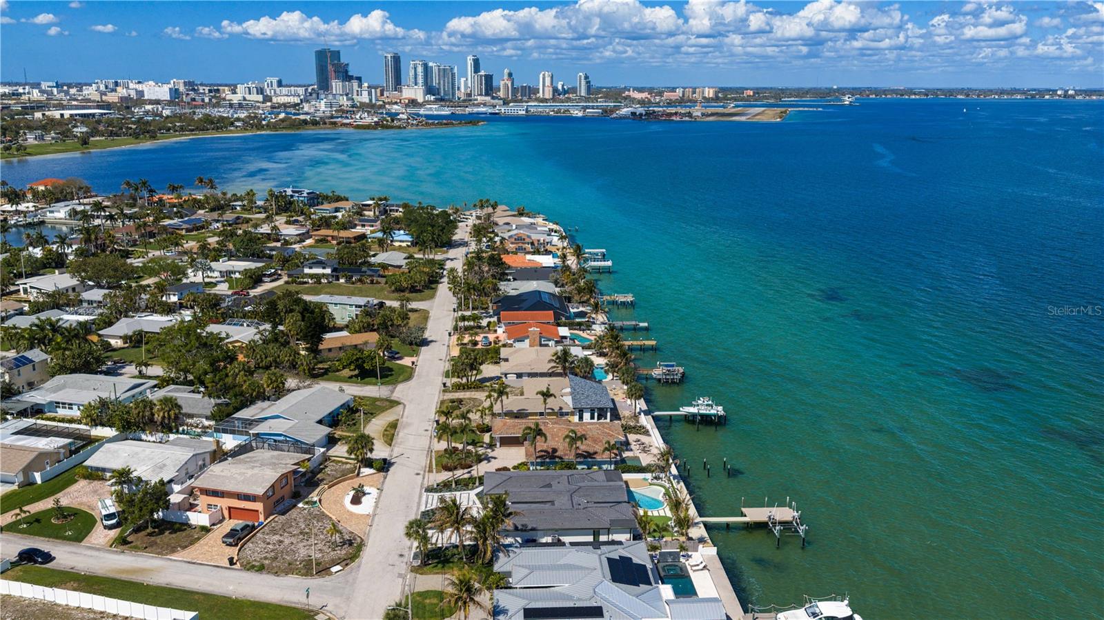 Image 44 of 54 For 2580 Bay Isle Drive Se