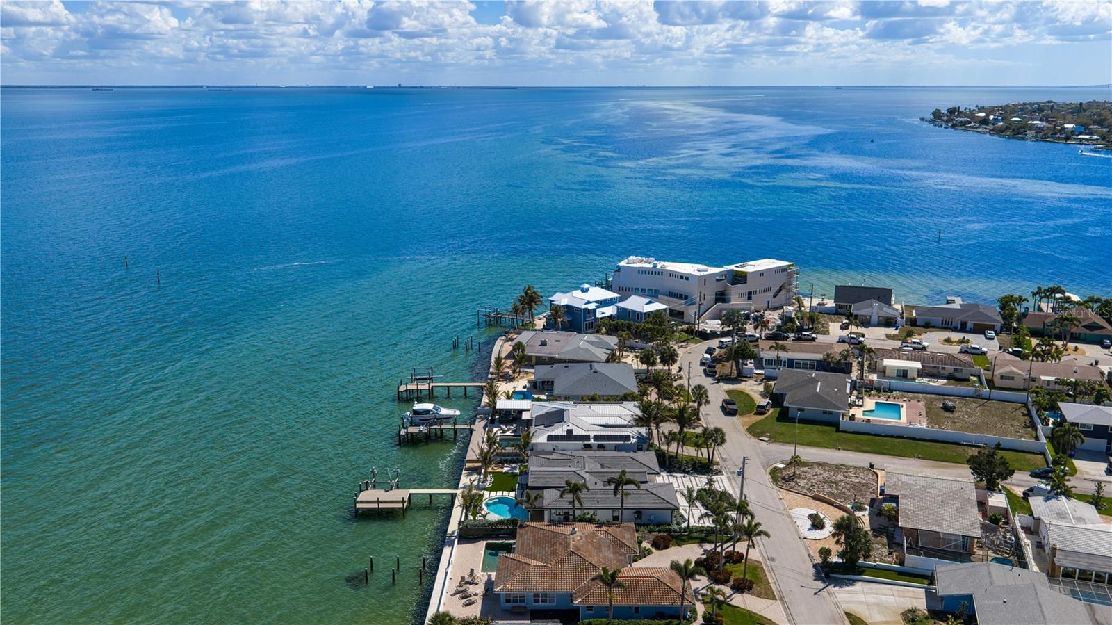 Image 47 of 54 For 2580 Bay Isle Drive Se