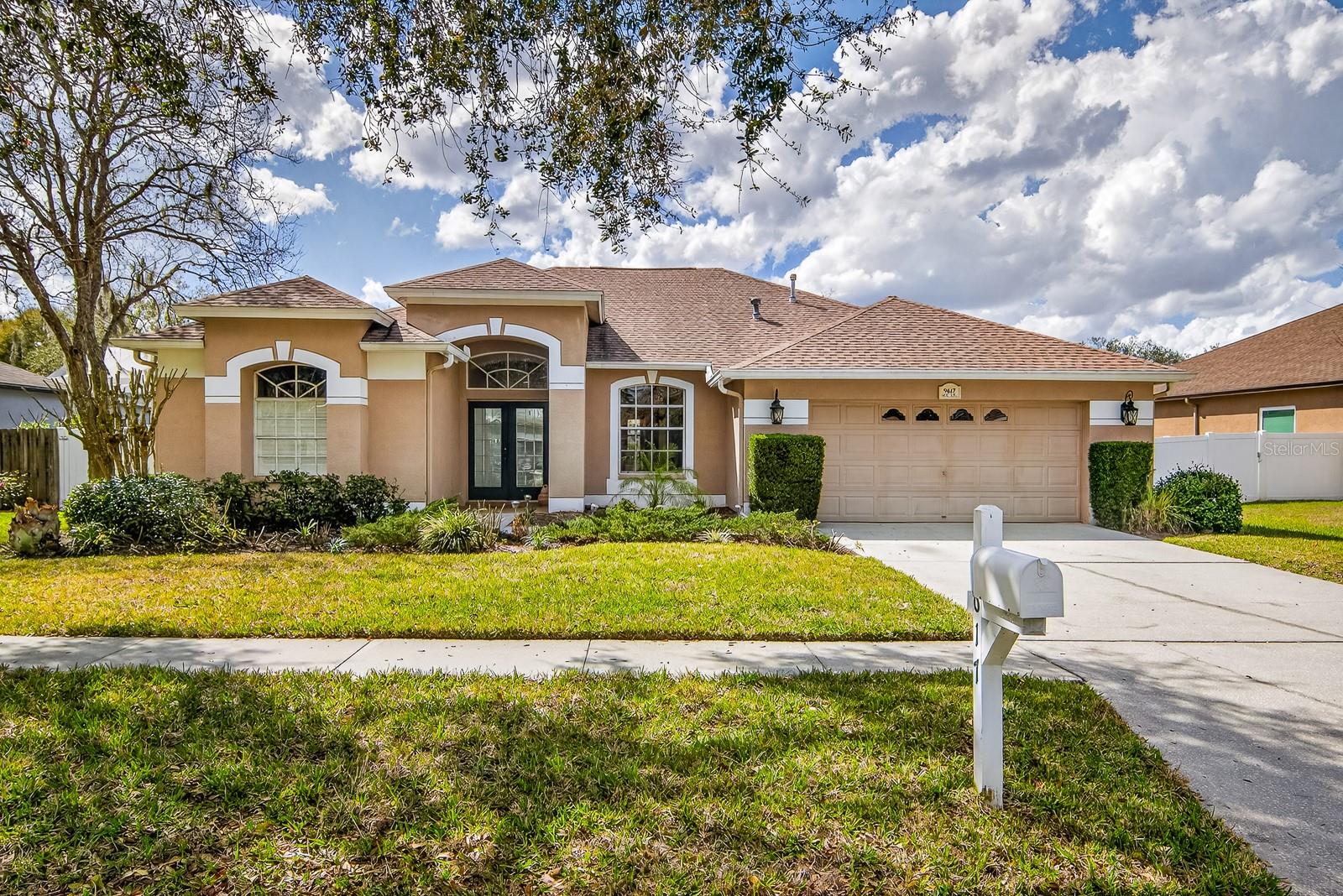 Details for 9617 Greenbank Drive, RIVERVIEW, FL 33569