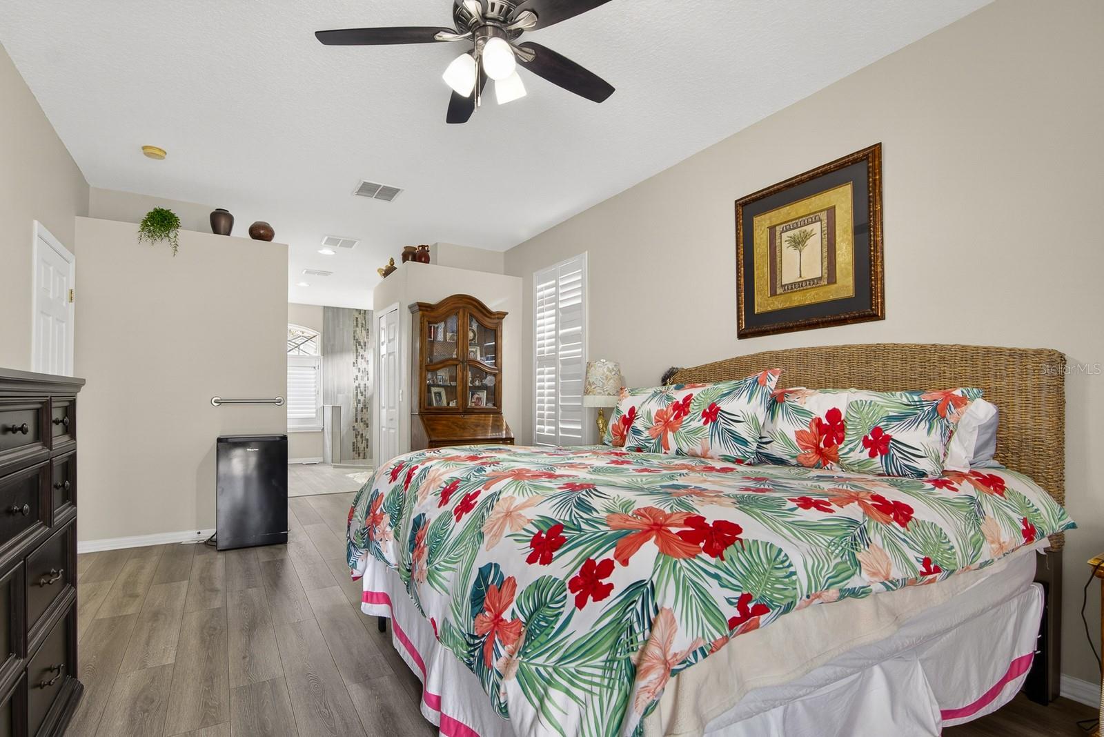 Image 20 of 47 For 9617 Greenbank Drive