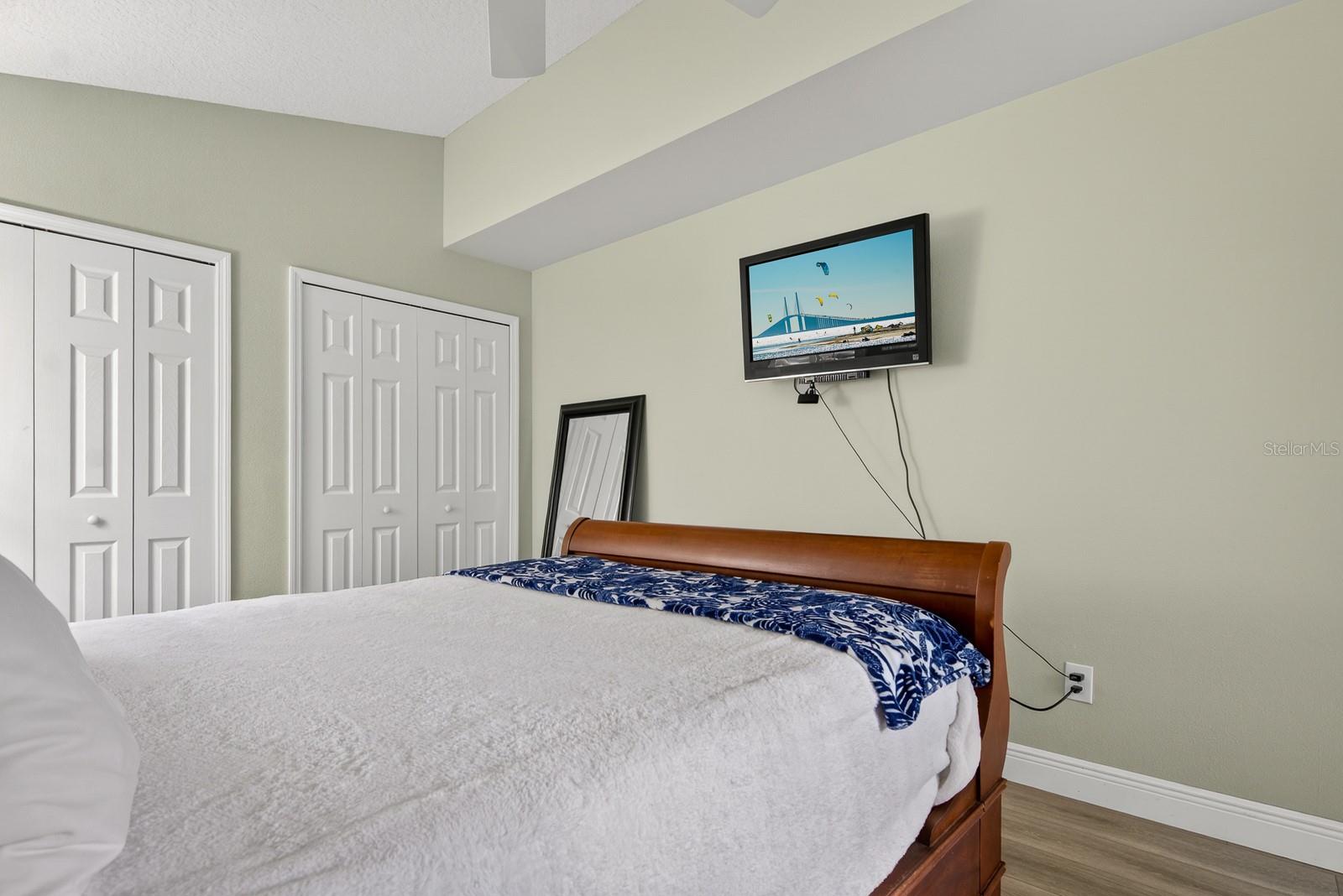 Image 31 of 47 For 9617 Greenbank Drive